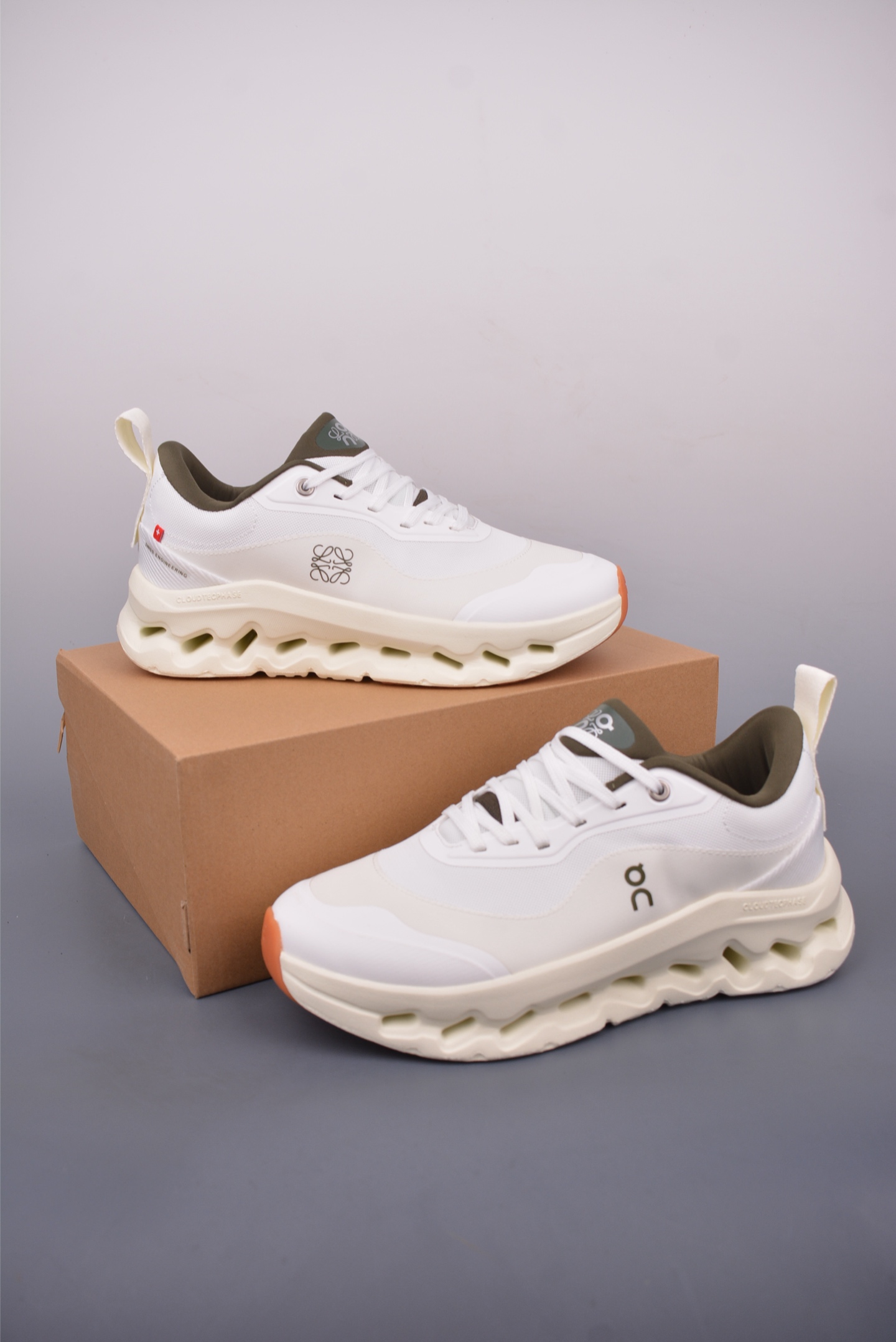 Loewe x ON On Running Cloudtilt 2.0 