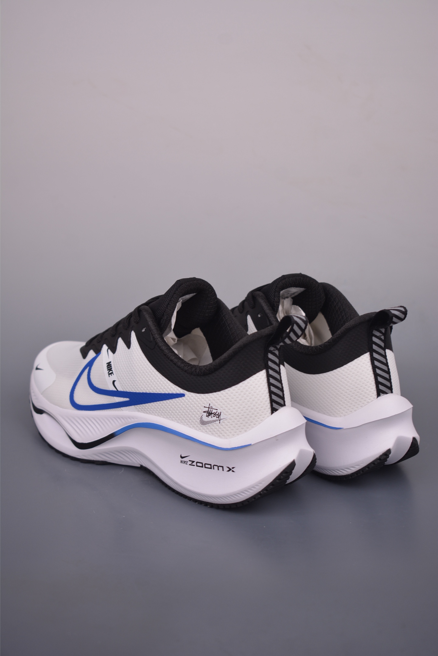 Louis Vuitton x Nike Zoom Plus 