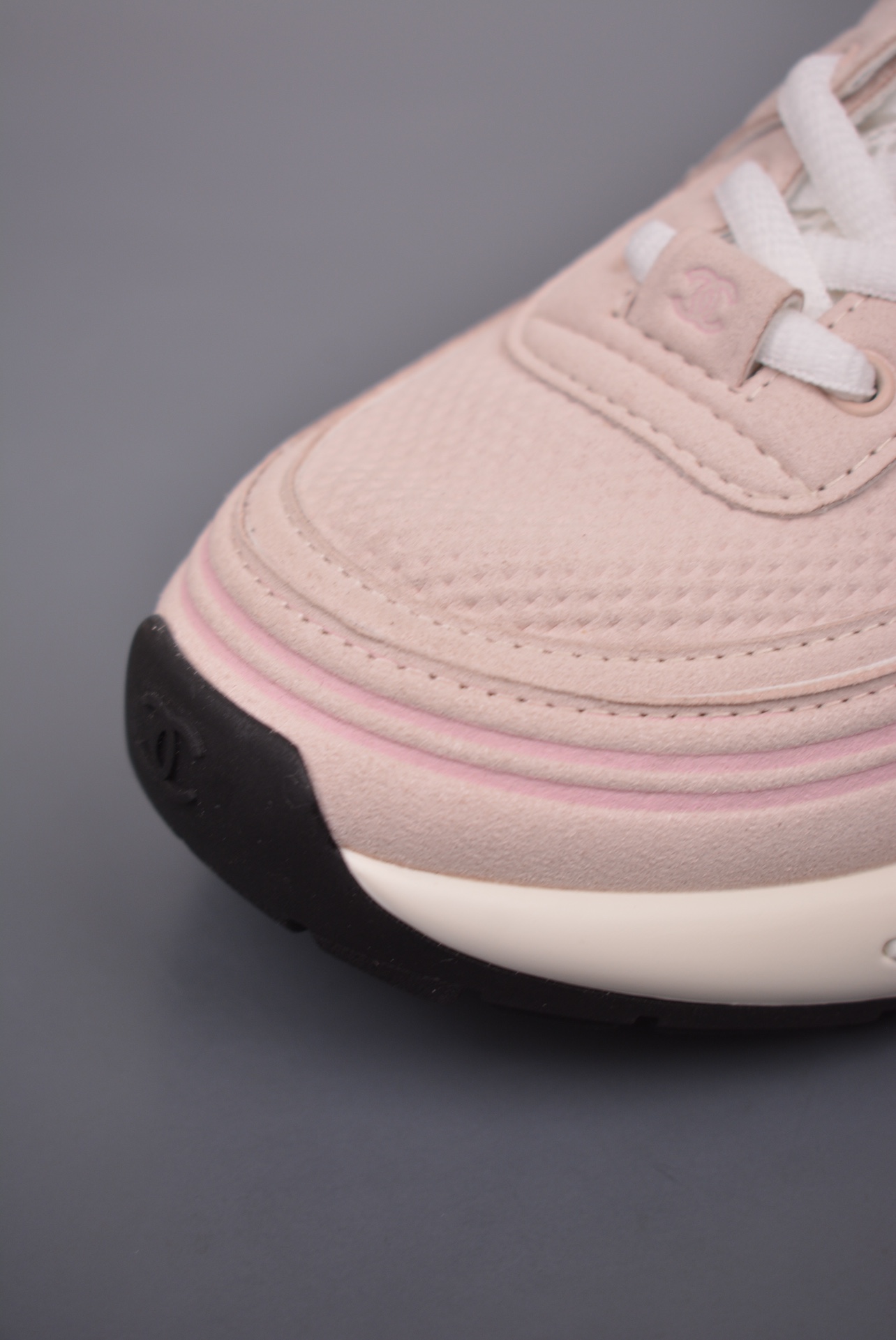Chanel Cruise Logo Casual Low pink