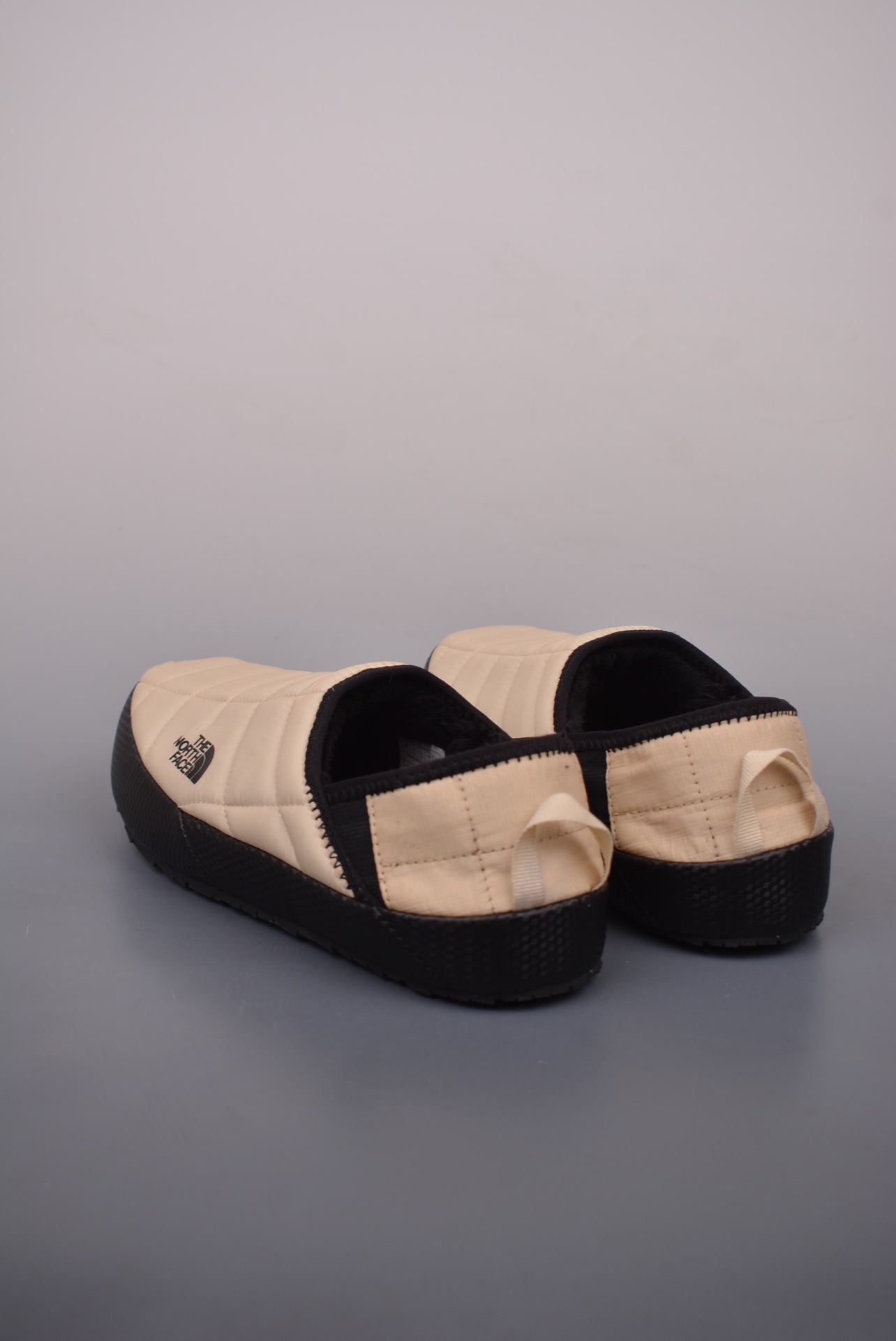 The North Face THERMOBALL™ TRACTION MULE V sneakers NFOA3UZN-VJU