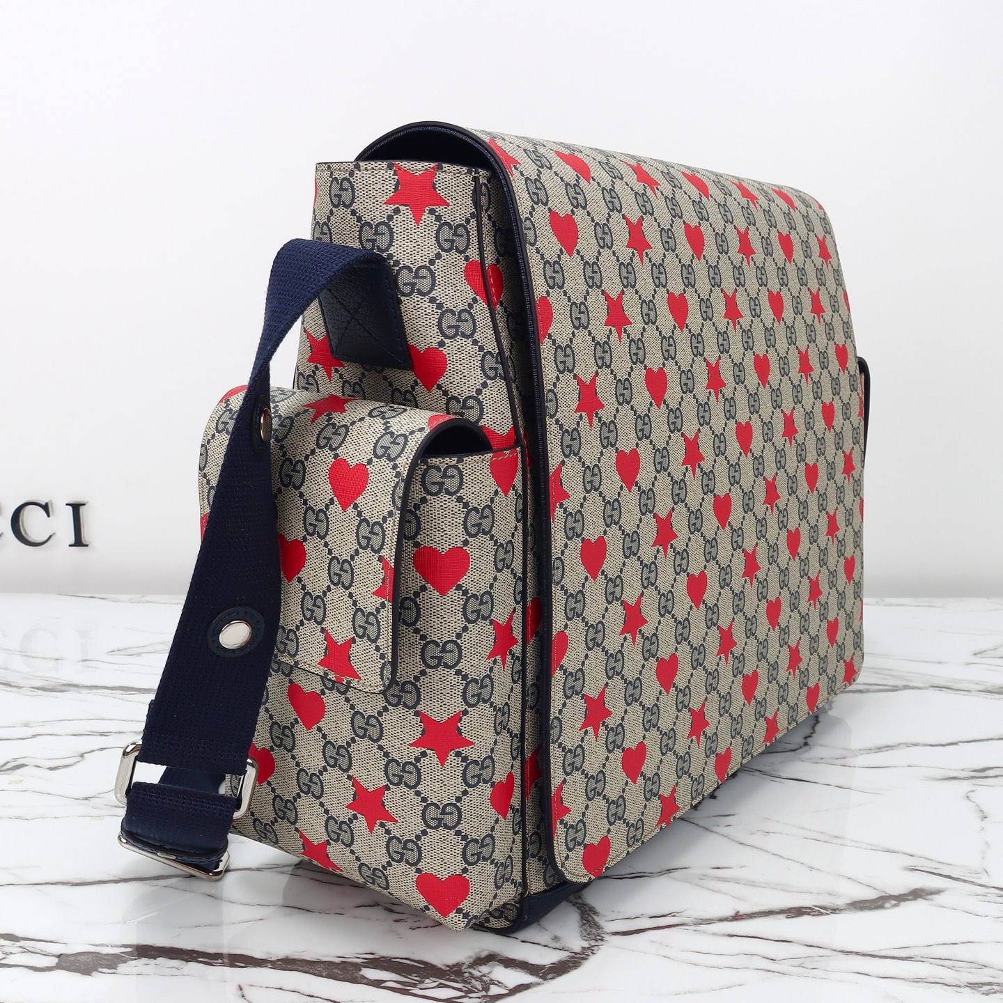 Gucci Product Description 811491 FAD5Y 9754
