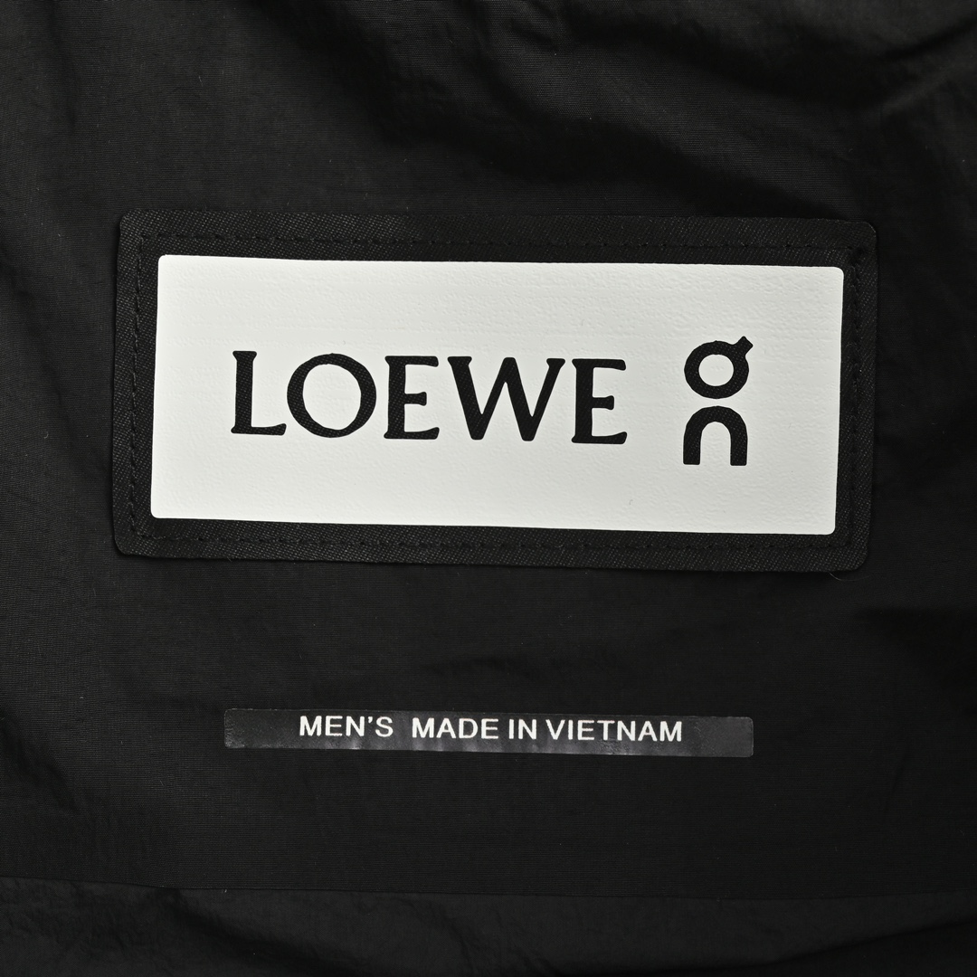Loewe 24Fw Onpao collaboration orange zipper hooded down vest