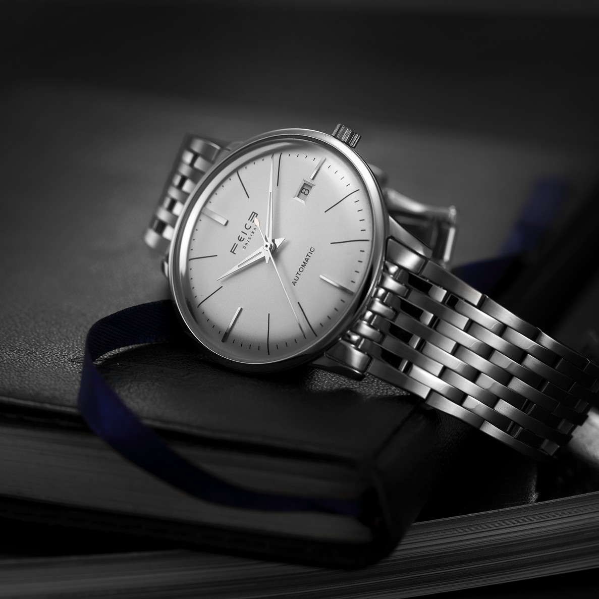 FM221REW Vintage Automatic Watch