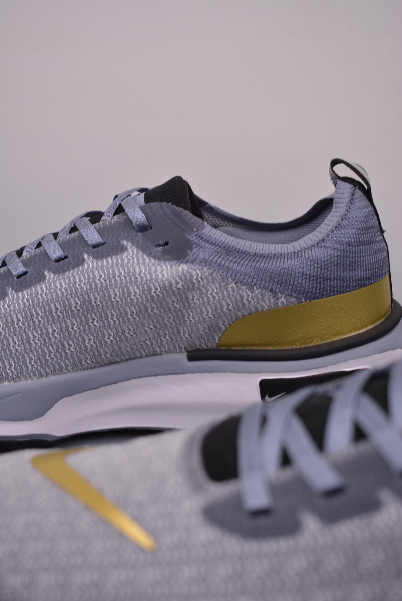 NIKE Zoom React Infinity Run Fk 3 Gray Gold  DR2660-400