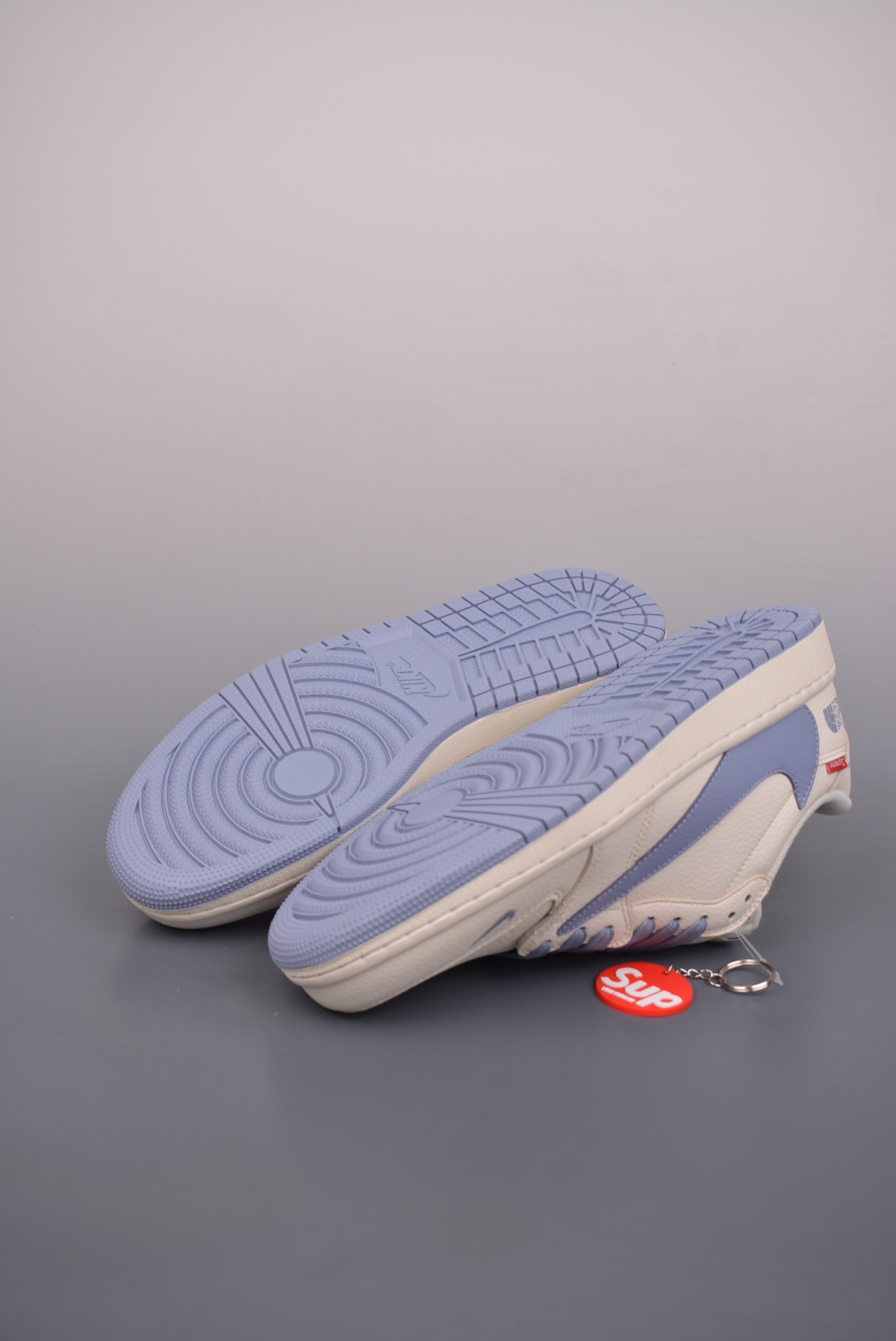 The North Face x Travis Scott x Nike Air Jordan 1 Low OG SP Supreme off-white purple DIY1688-007