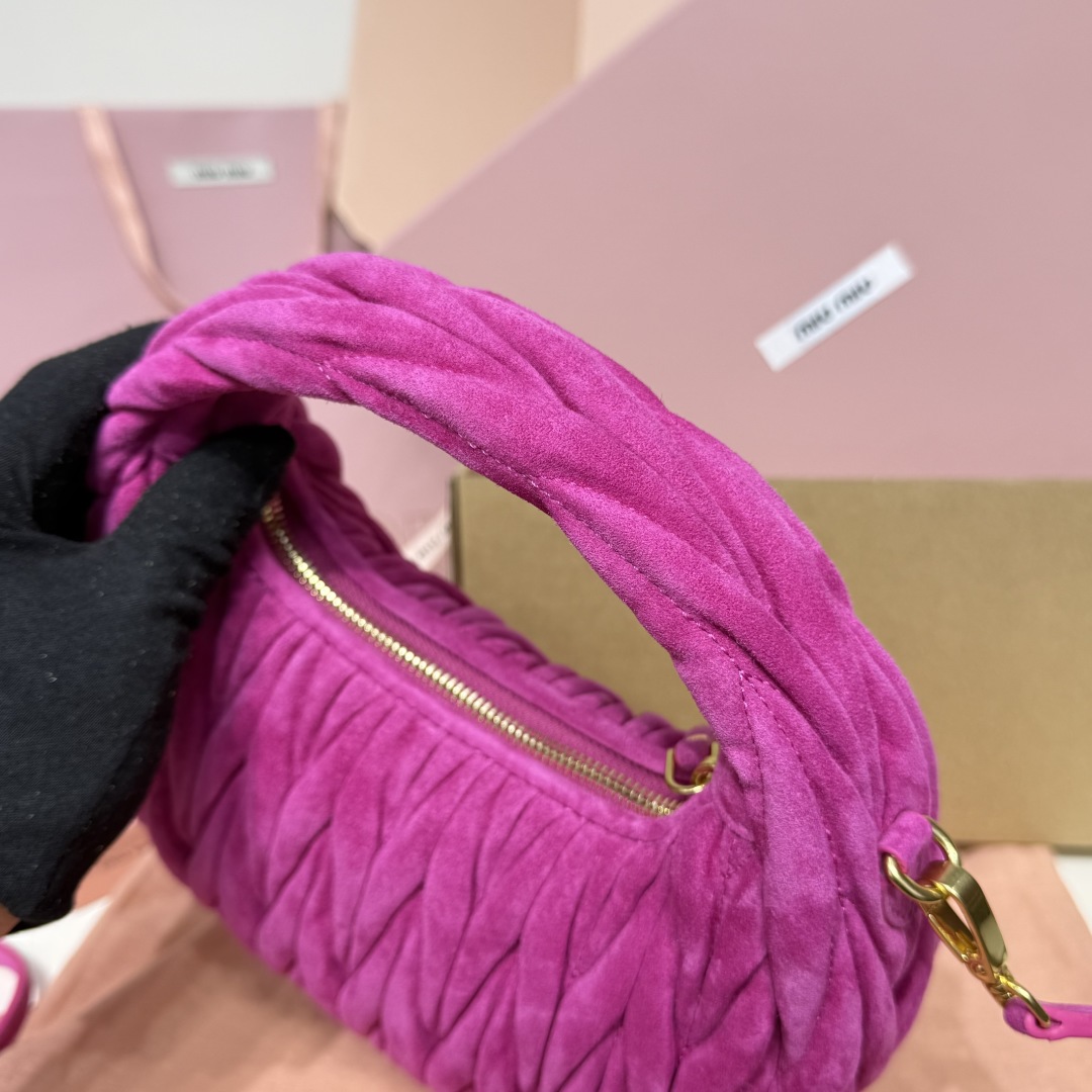 Miu Miu Miu Wander suede leather handbag 5BC125