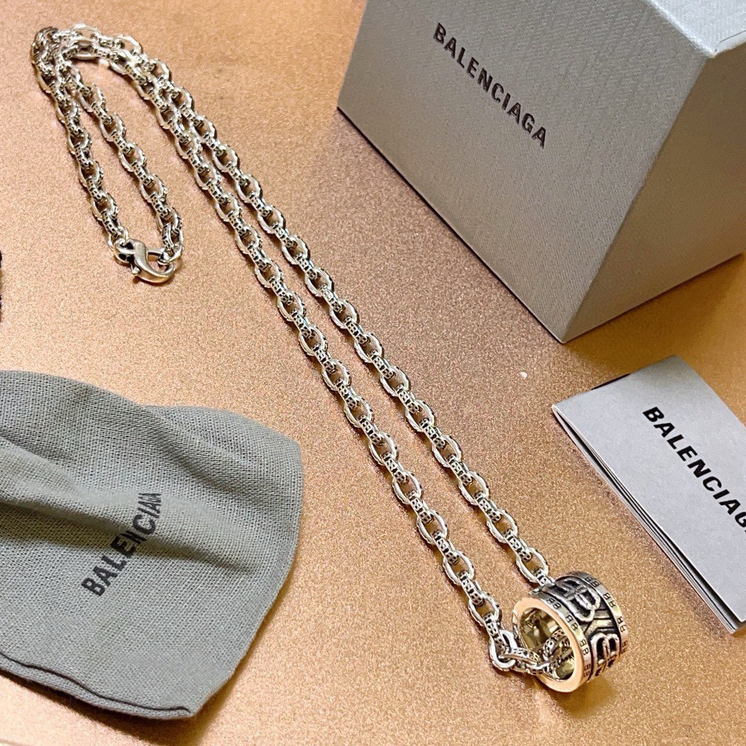 Balenciaga Ring Chain Vintage Necklace