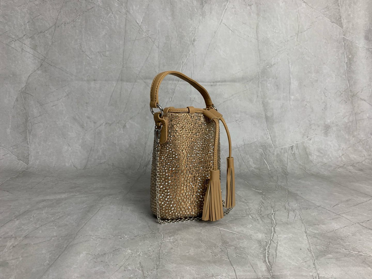 Miu Miu Diamond Bucket Bag 5BE090