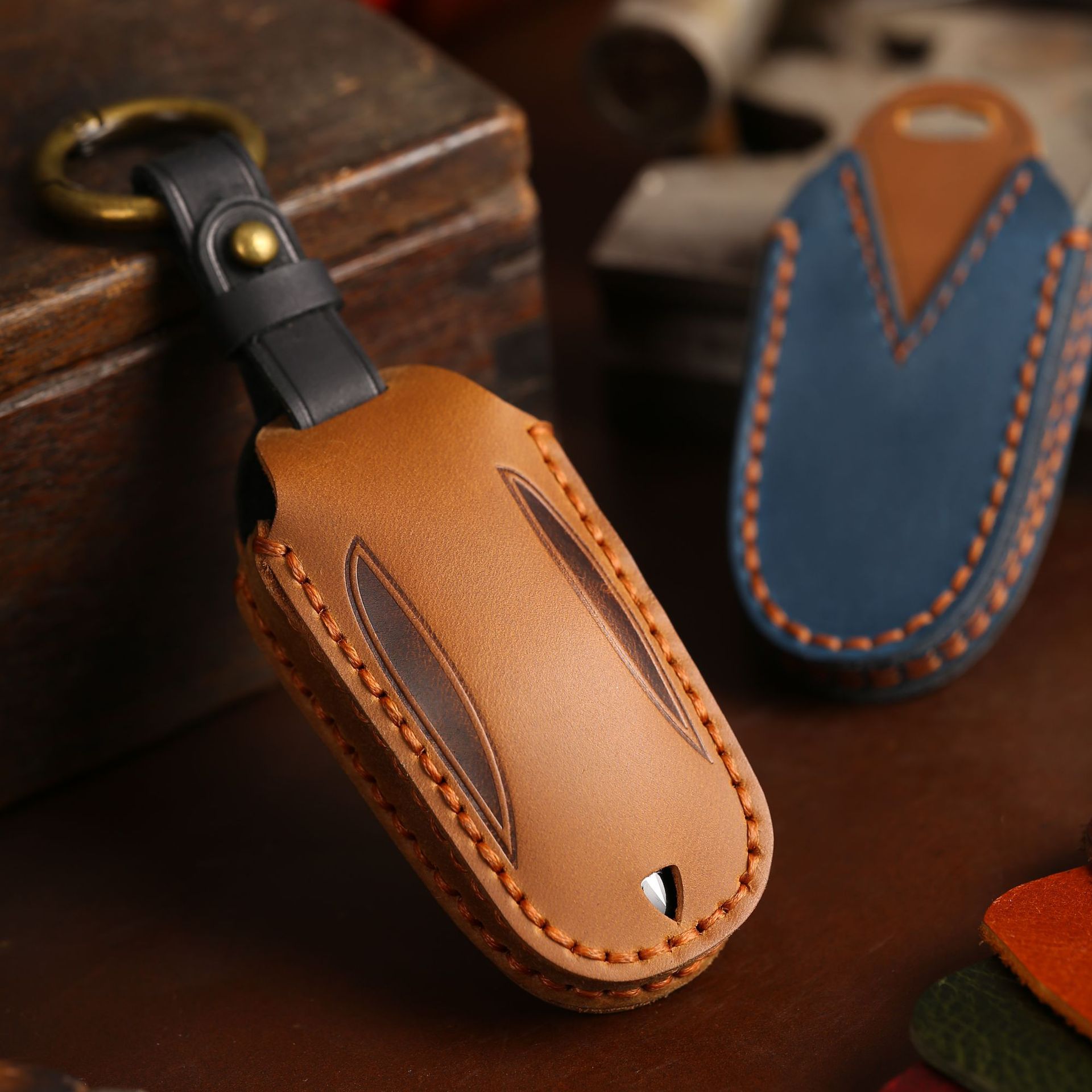 Buttons Genuine Leather Car Key