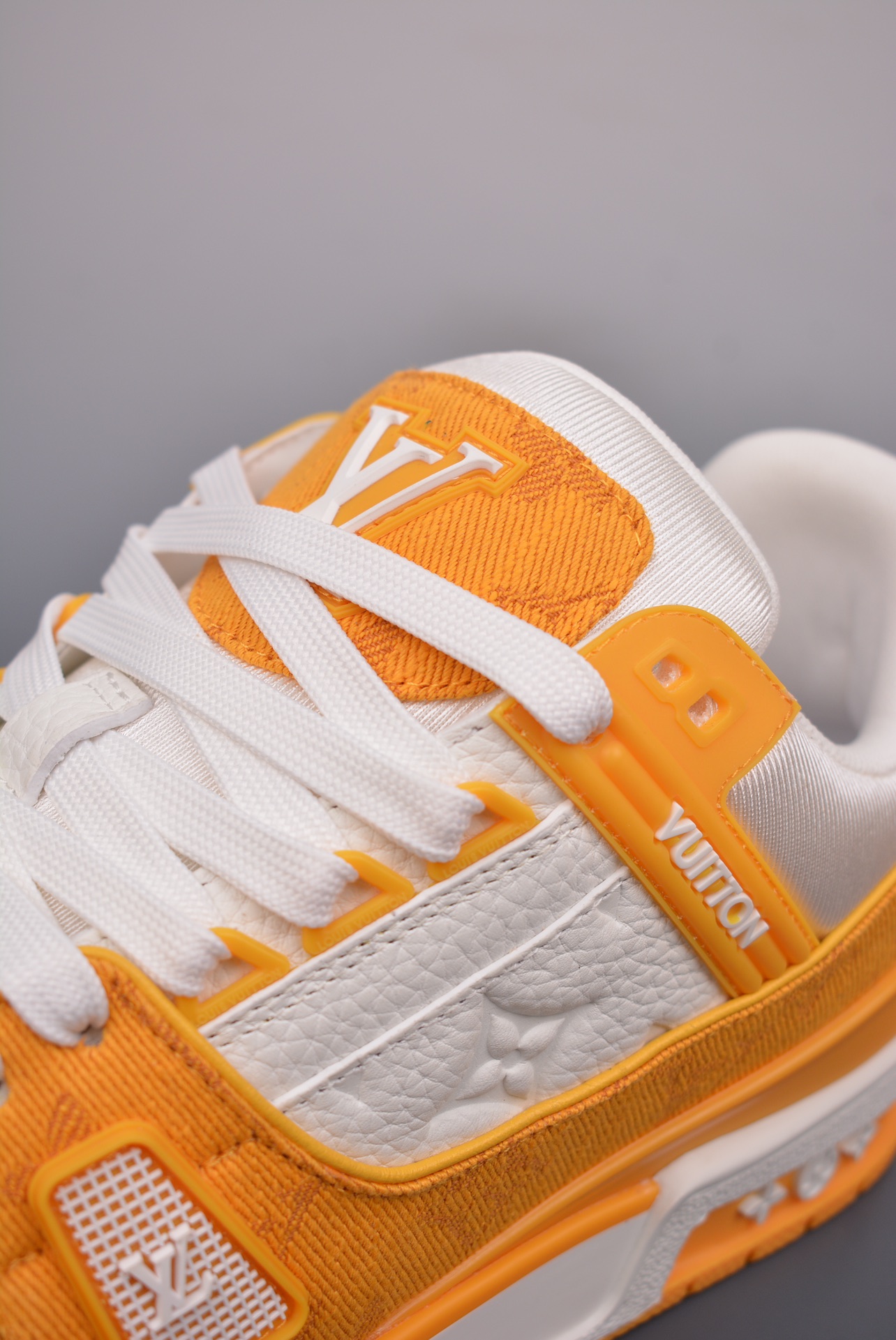 Louis Vuitton Trainer Sneaker Low Orange and White Jacquard 1A9JHF