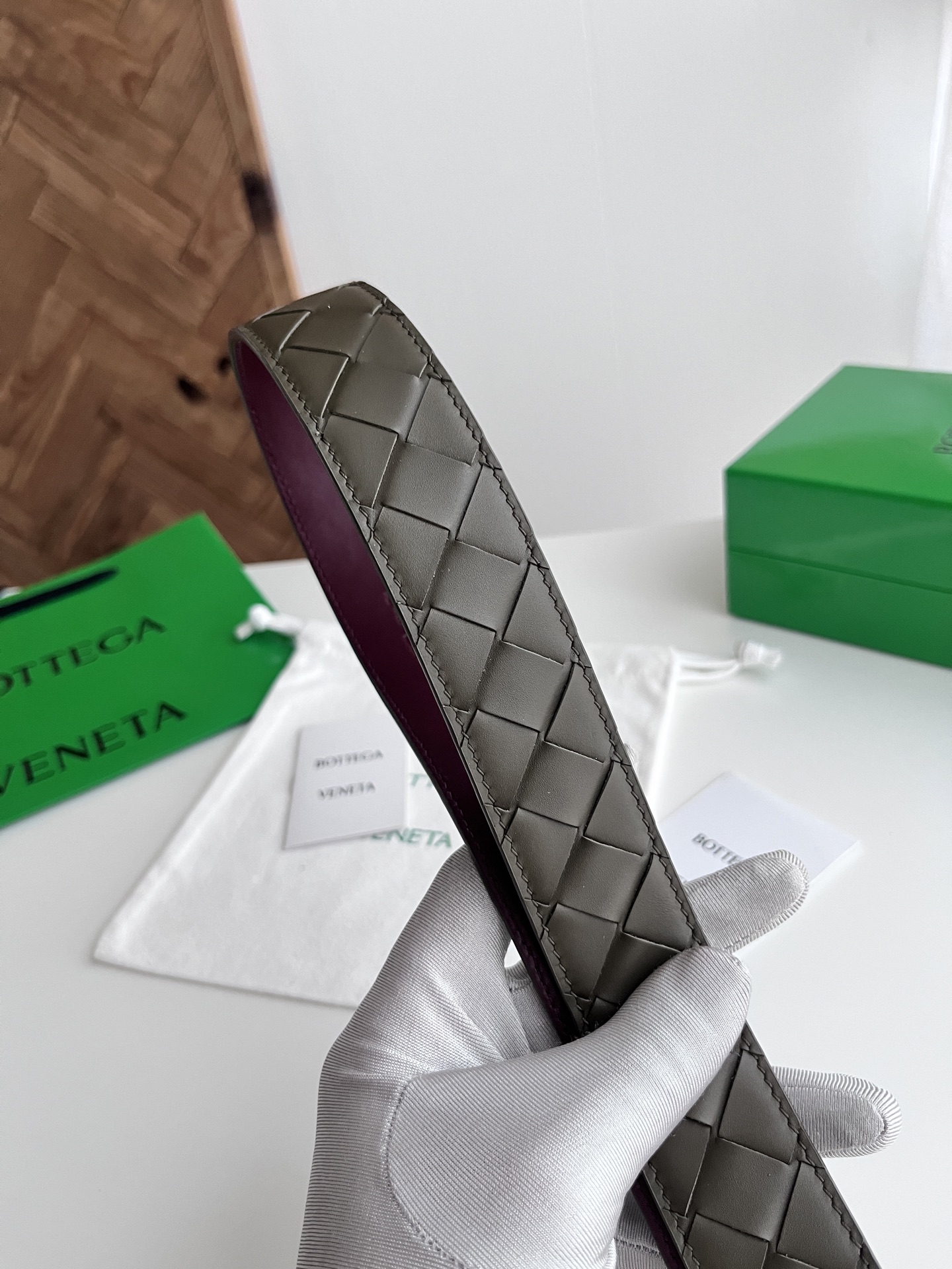 Bottega Veneta intreccio woven cowhide double-sided waistband with a width of 3.5cm