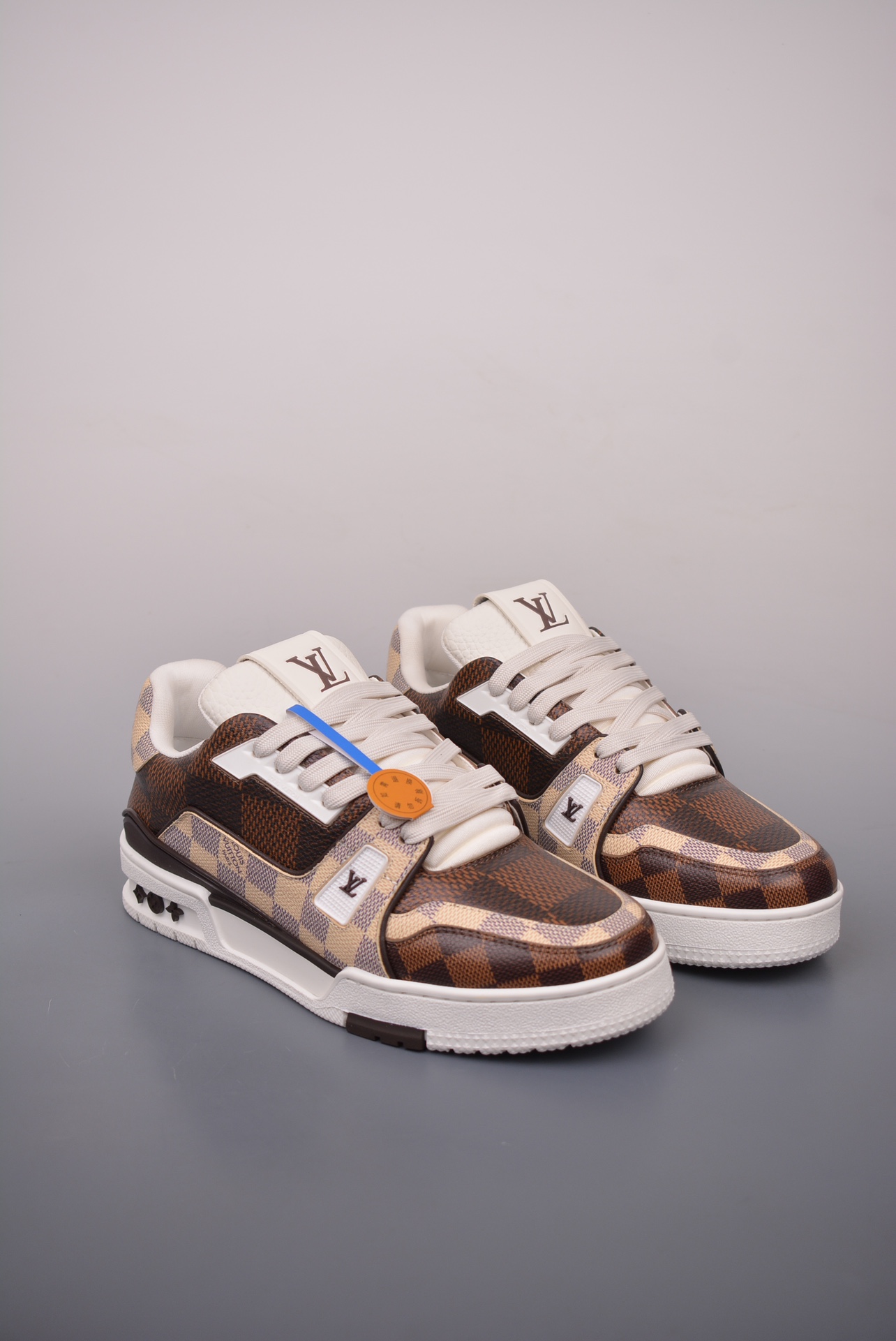 Louis Vuitton Trainer Sneaker Lowv Dark Brown Cream Plaid 1AAST5