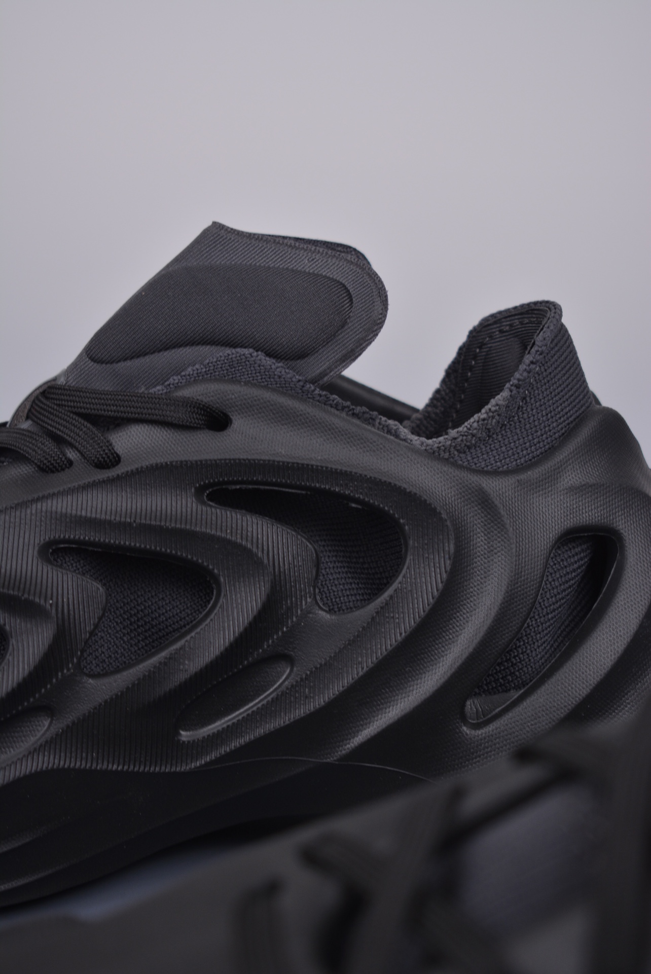Adidas adiFOM Q Core Black Carbon HP6586