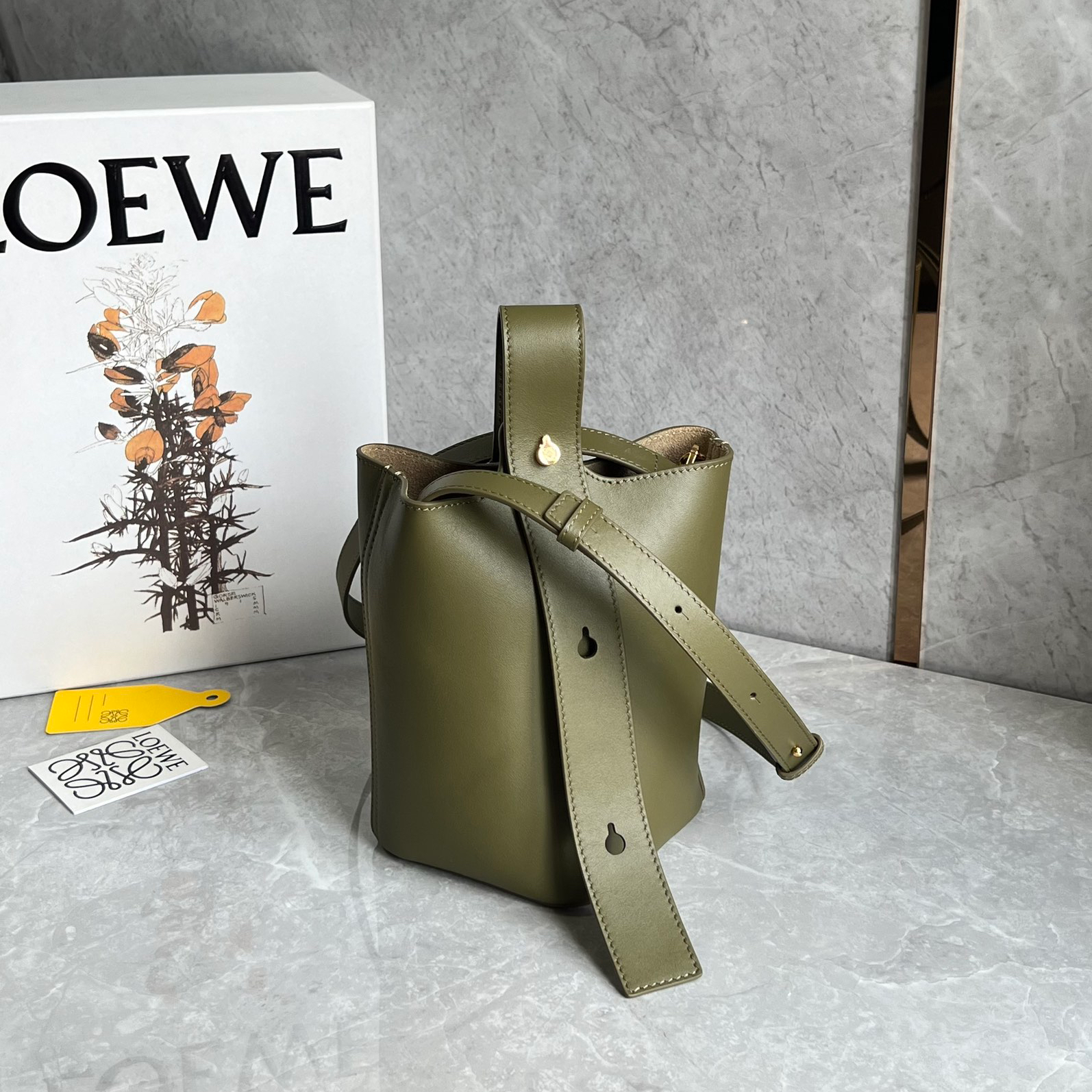 Loewe Pebble mini bucket bag 0705