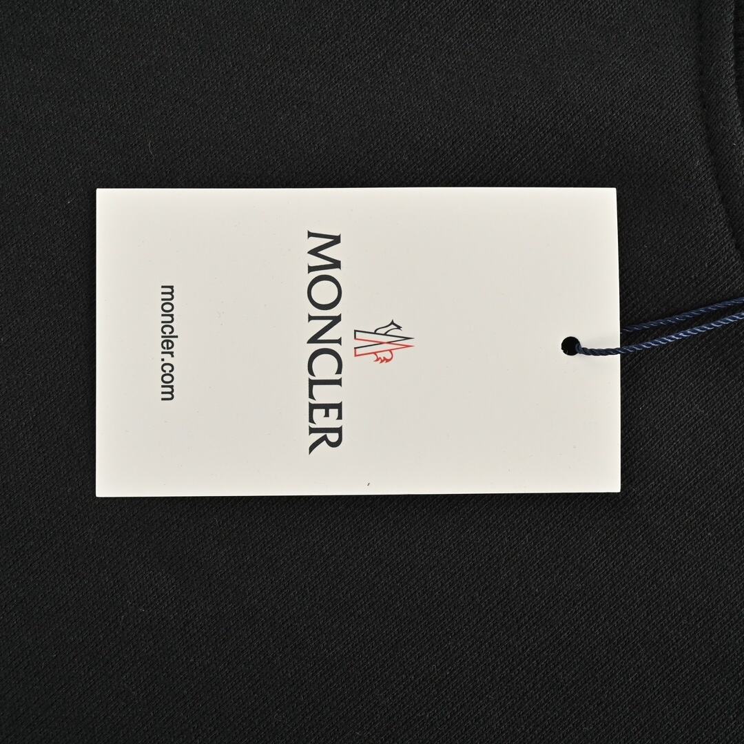 Moncler 24Fw vertical letter print crew neck sweatshirt