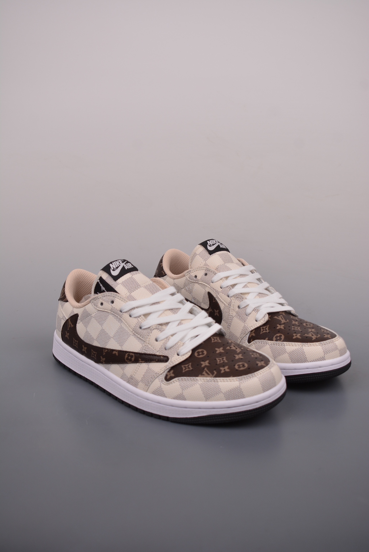 Travis Scott x LV Air Jordan 1 Low three-party collaboration