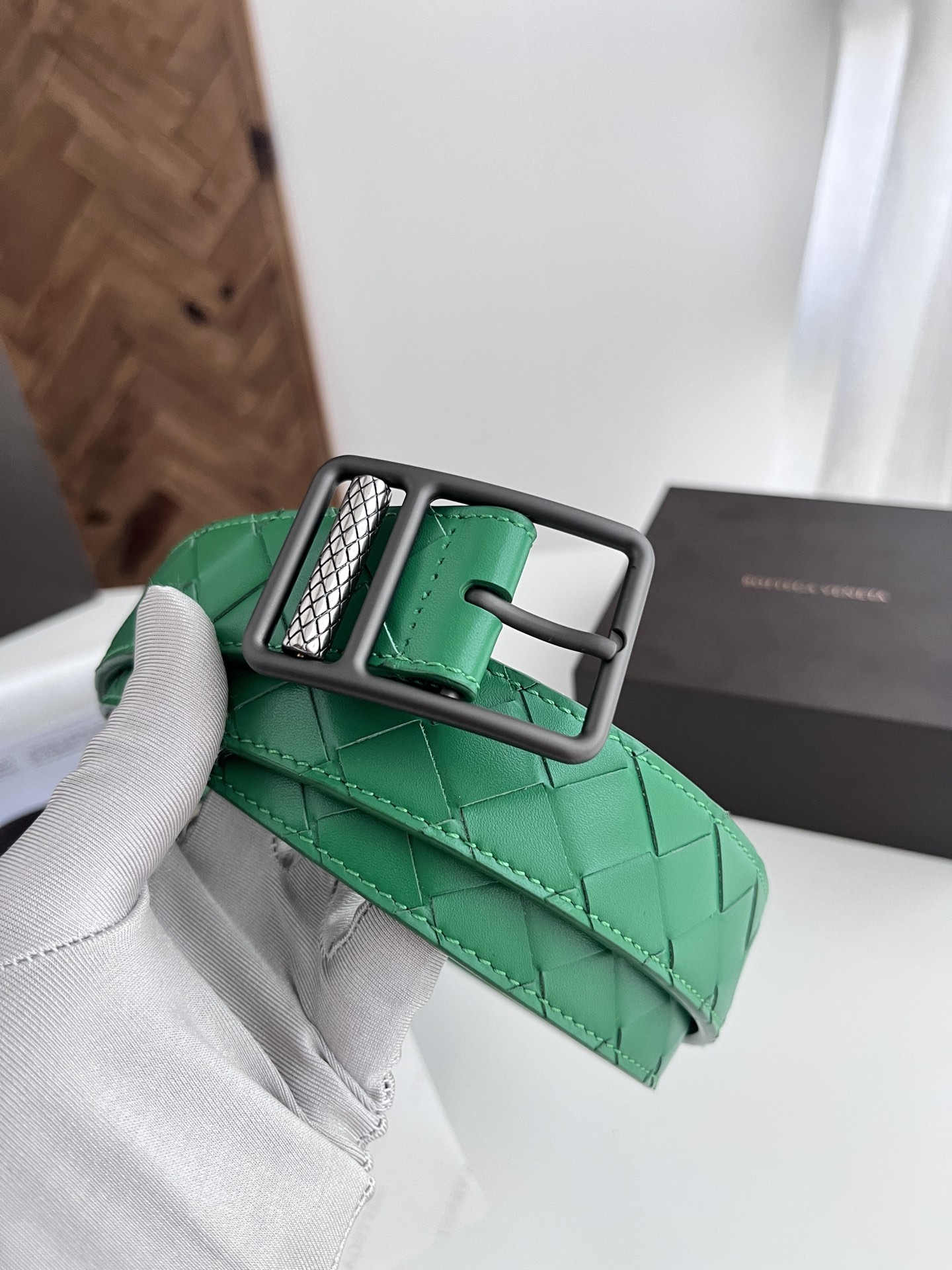 Bottega Veneta woven leather belt with rotating pin buckle, 3.5cm wide