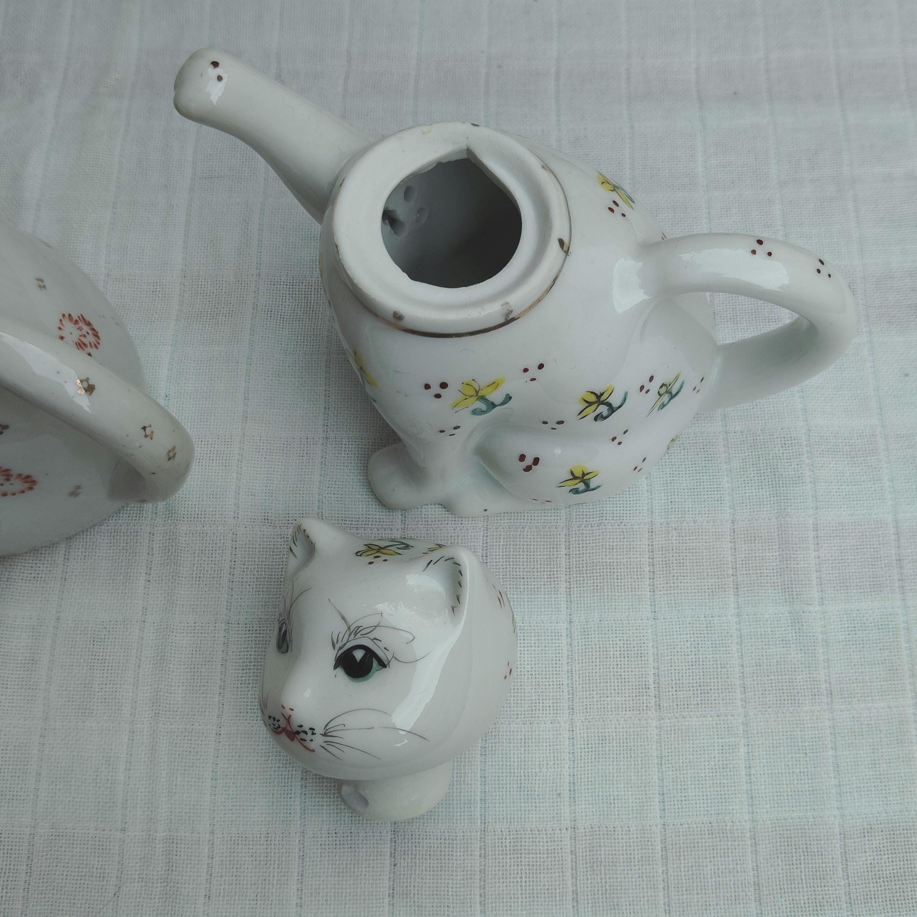 🔥ON SALE🔥Vintage White Cat-Shaped Flowers Teapots