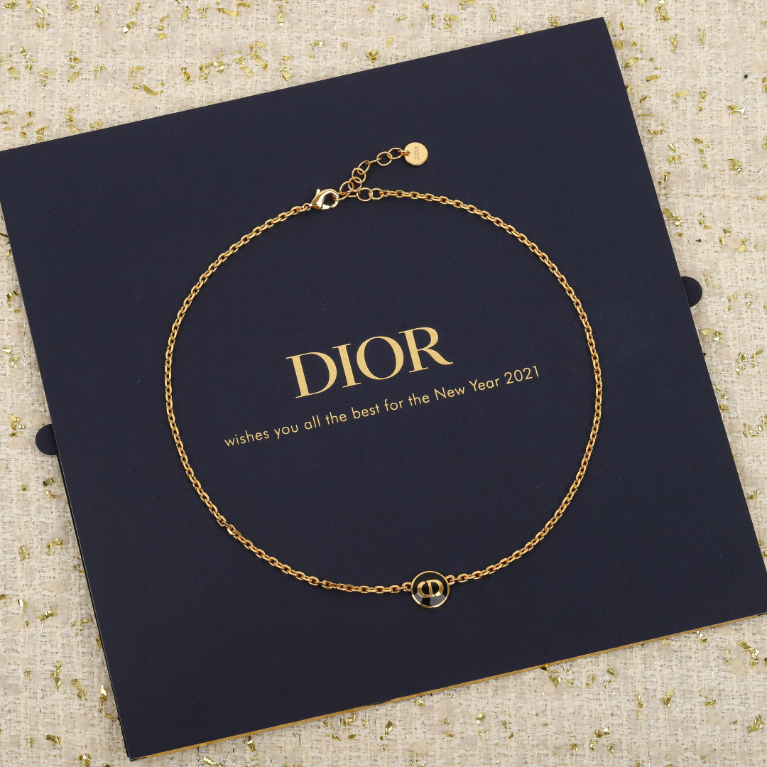 Dior black round necklace