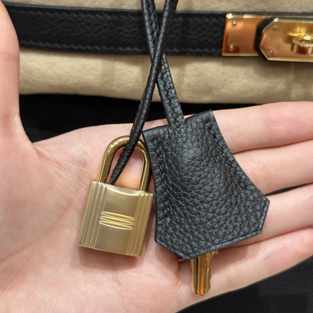 Hermès Birkin 89Noir Handbag (Handmade to Order)