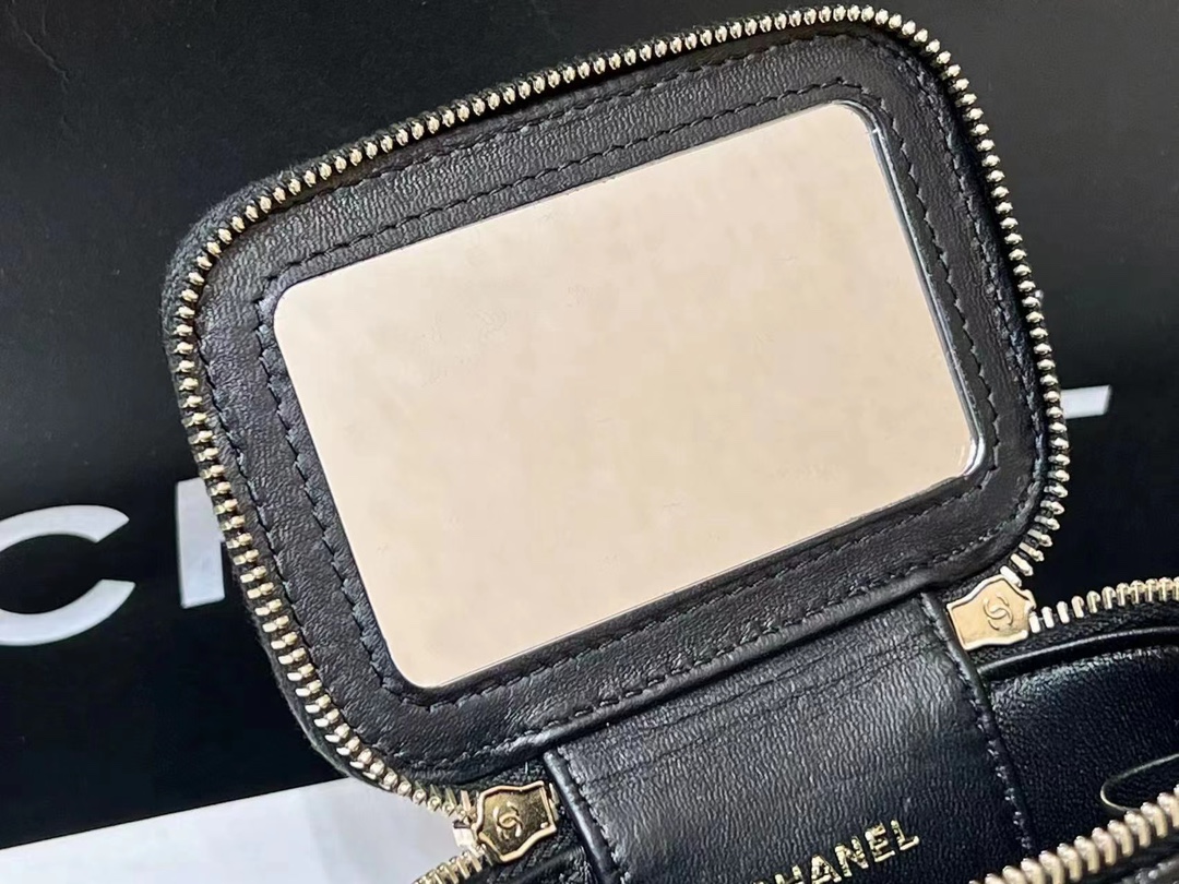 Chanel 23P Spring/Summer Preview Series Lipstick Bag 3203