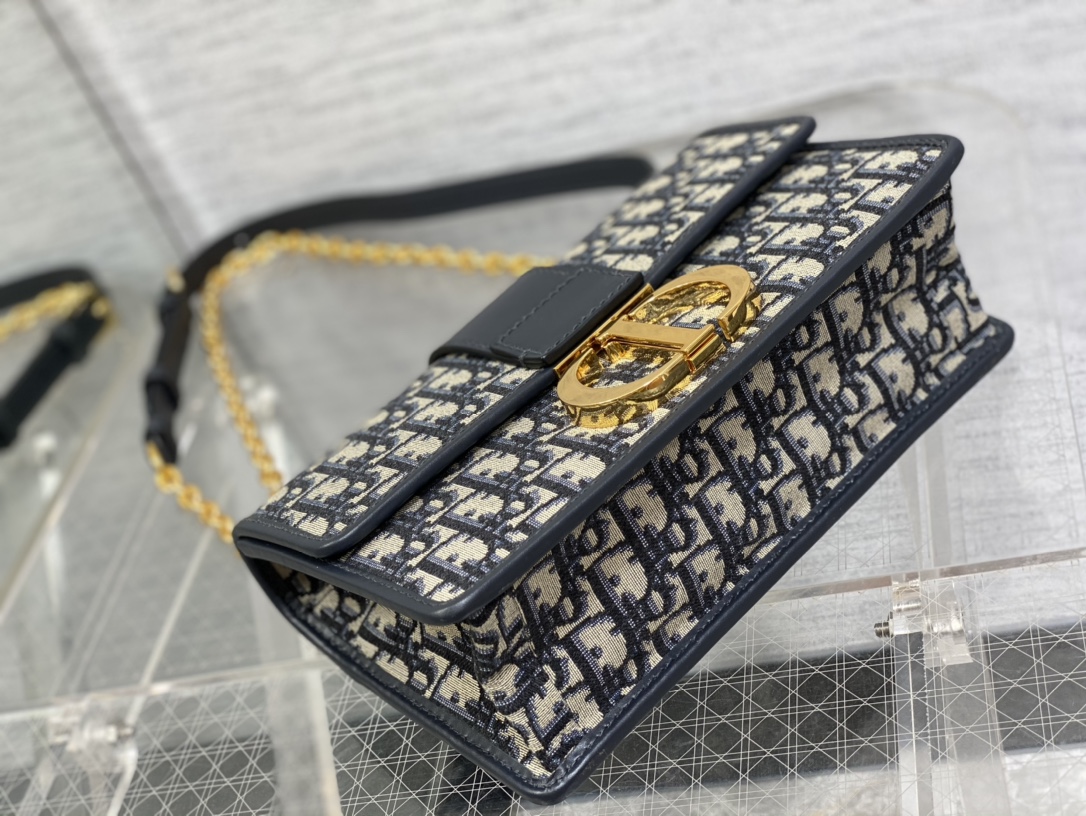 Dior Montaigne Chain Bag Large