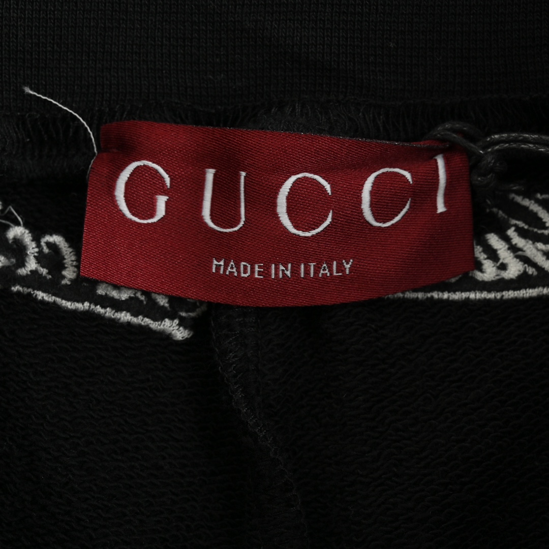 Gucci 24ss all over embroidered lettering logo shorts