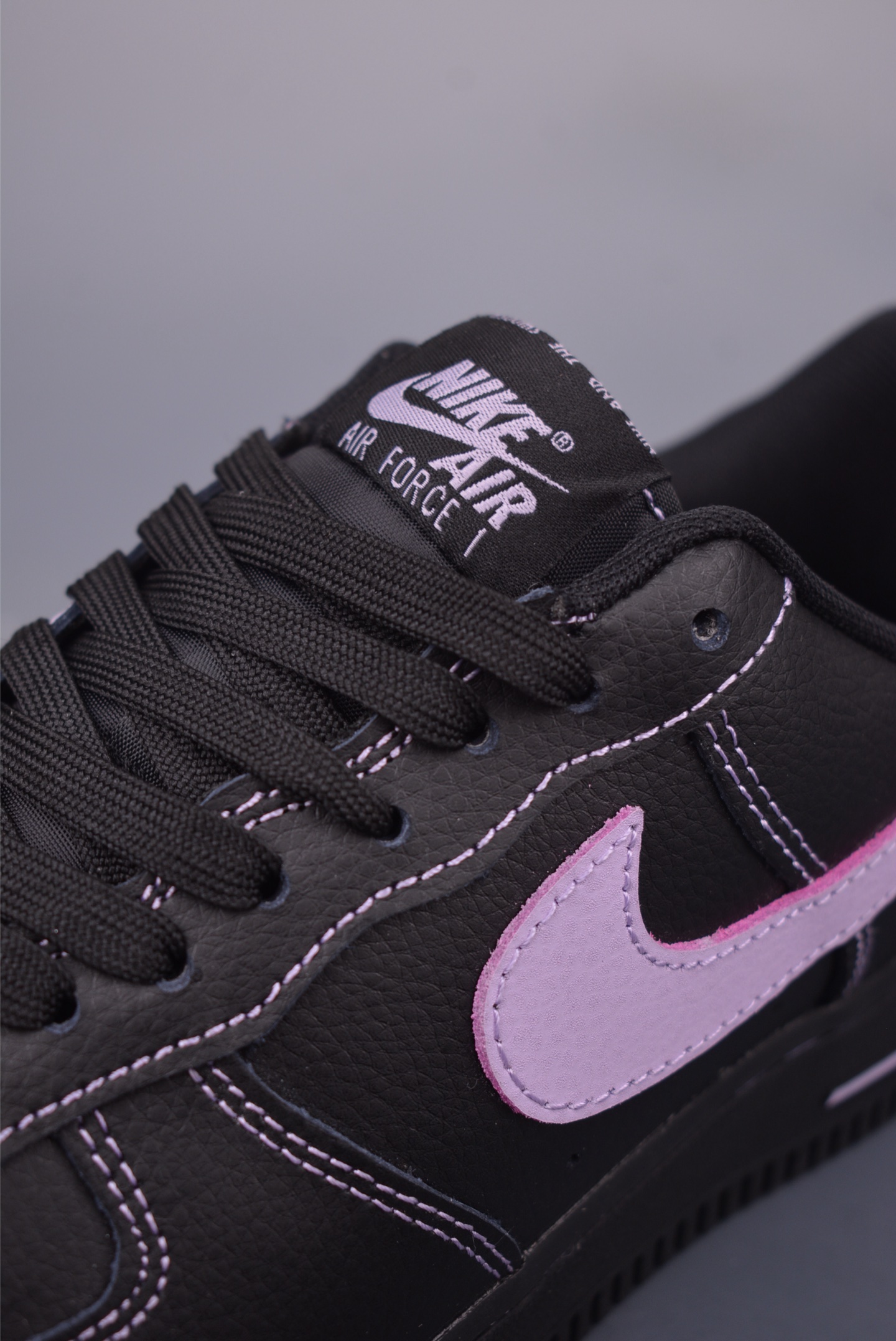 Nike Air Force 1 Low 