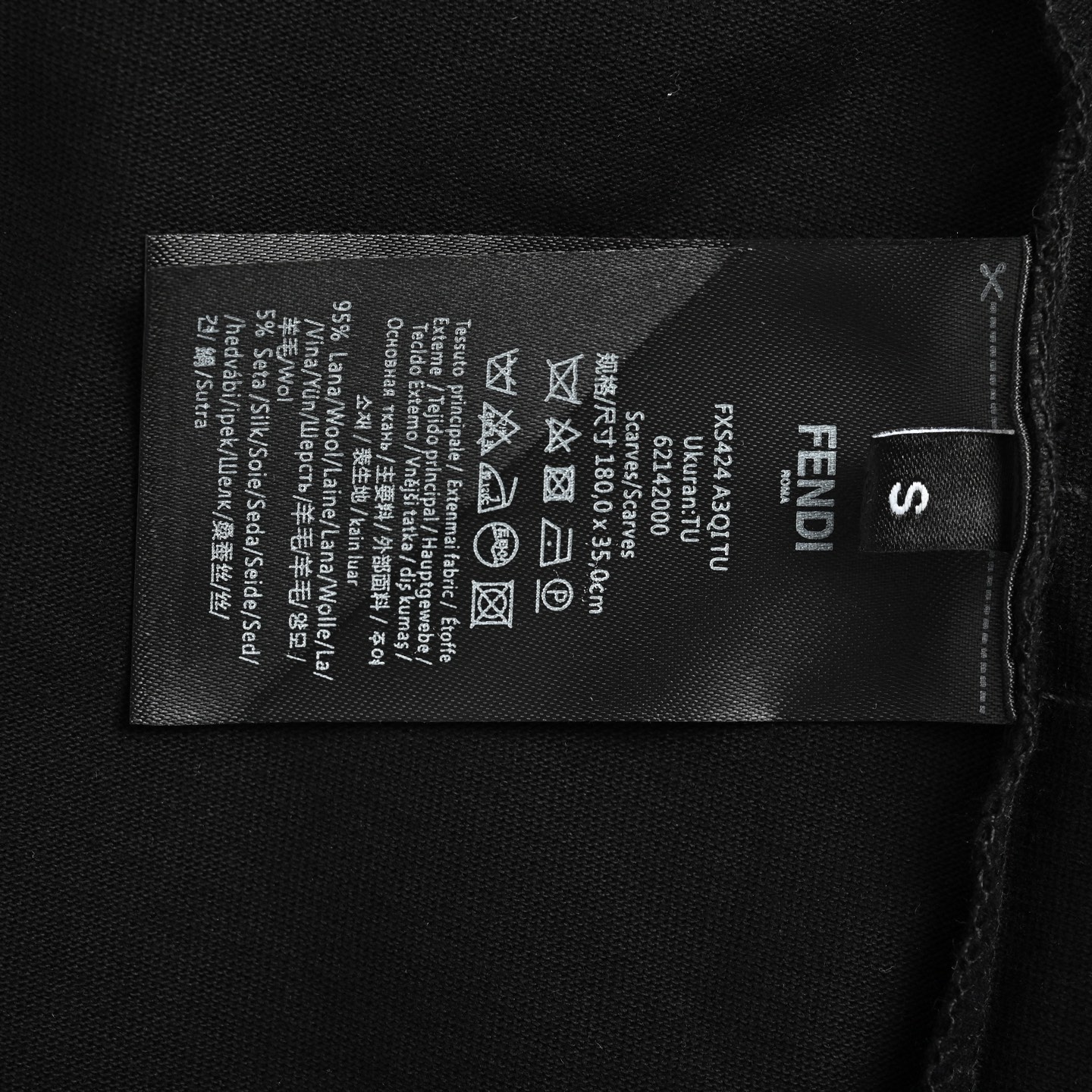 Fendi 25ss chest badge embroidered short sleeves
