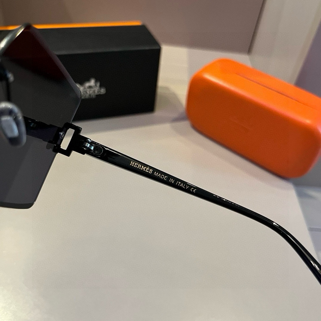Hermes Square Frame Sunglasses