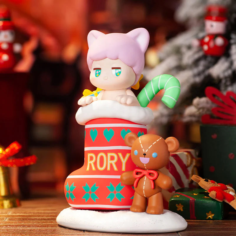 POP MART Satyr Rory Cozy Winter Time Series Blind Box for Christmas [1 Blind Box]