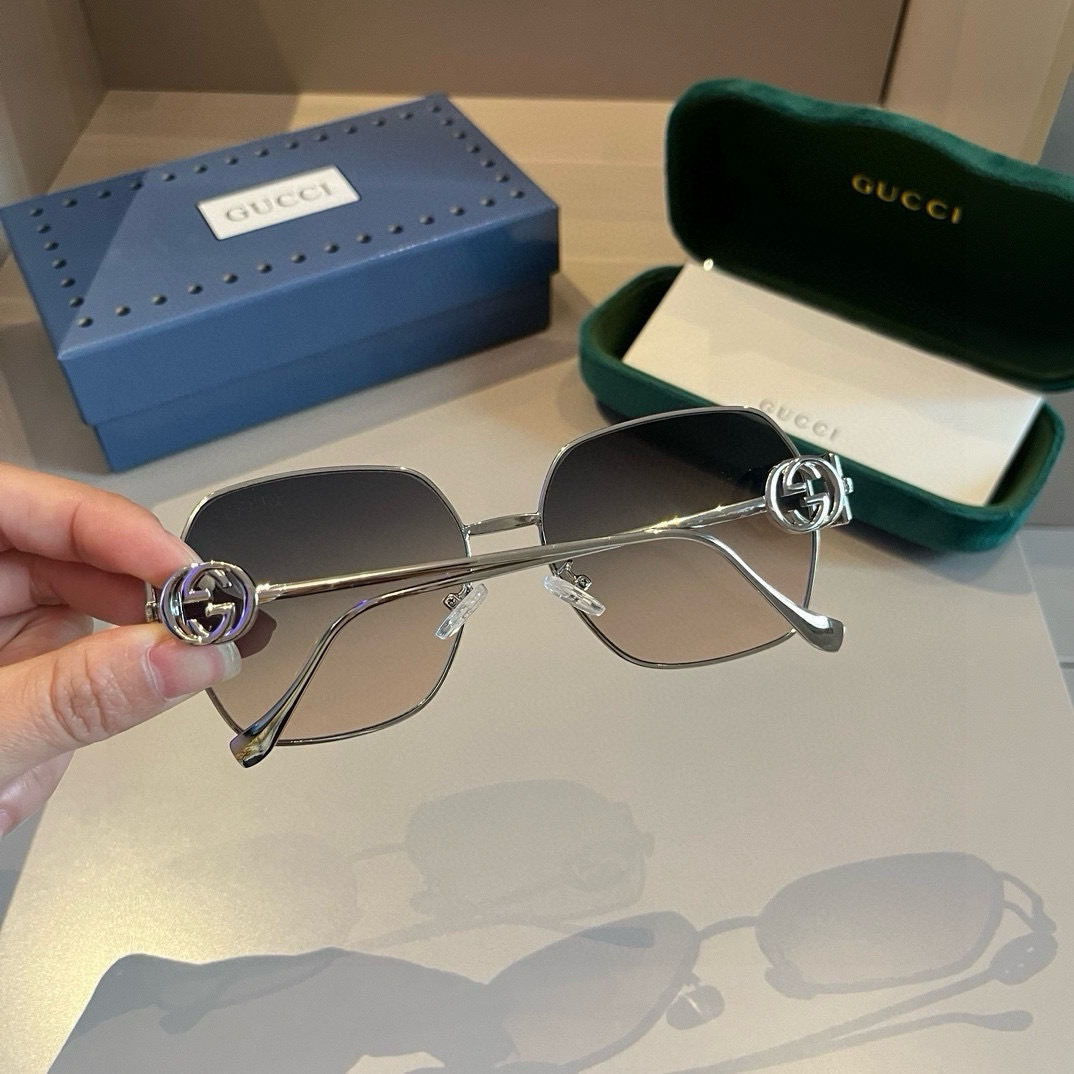 Gucci Square Frame Sunglasses