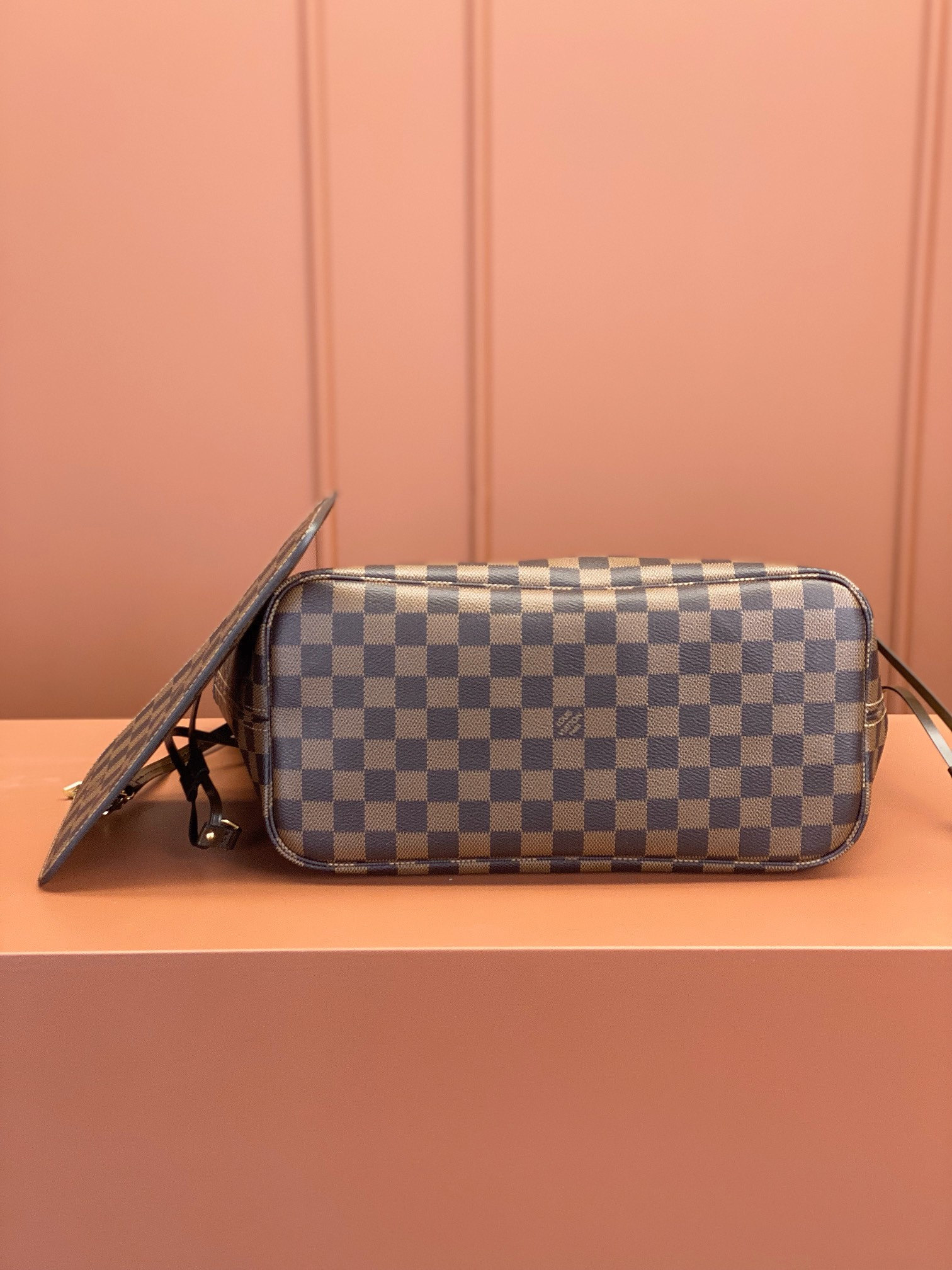 Louis Vuitton NEVERFULL Medium Handbag N41358