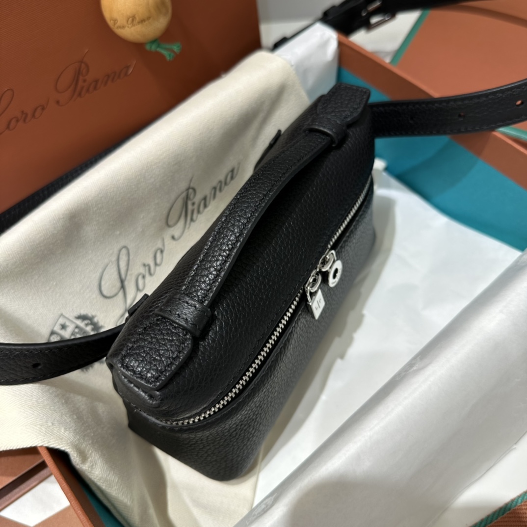 Loro Piana Extra pocket L16 waist bag