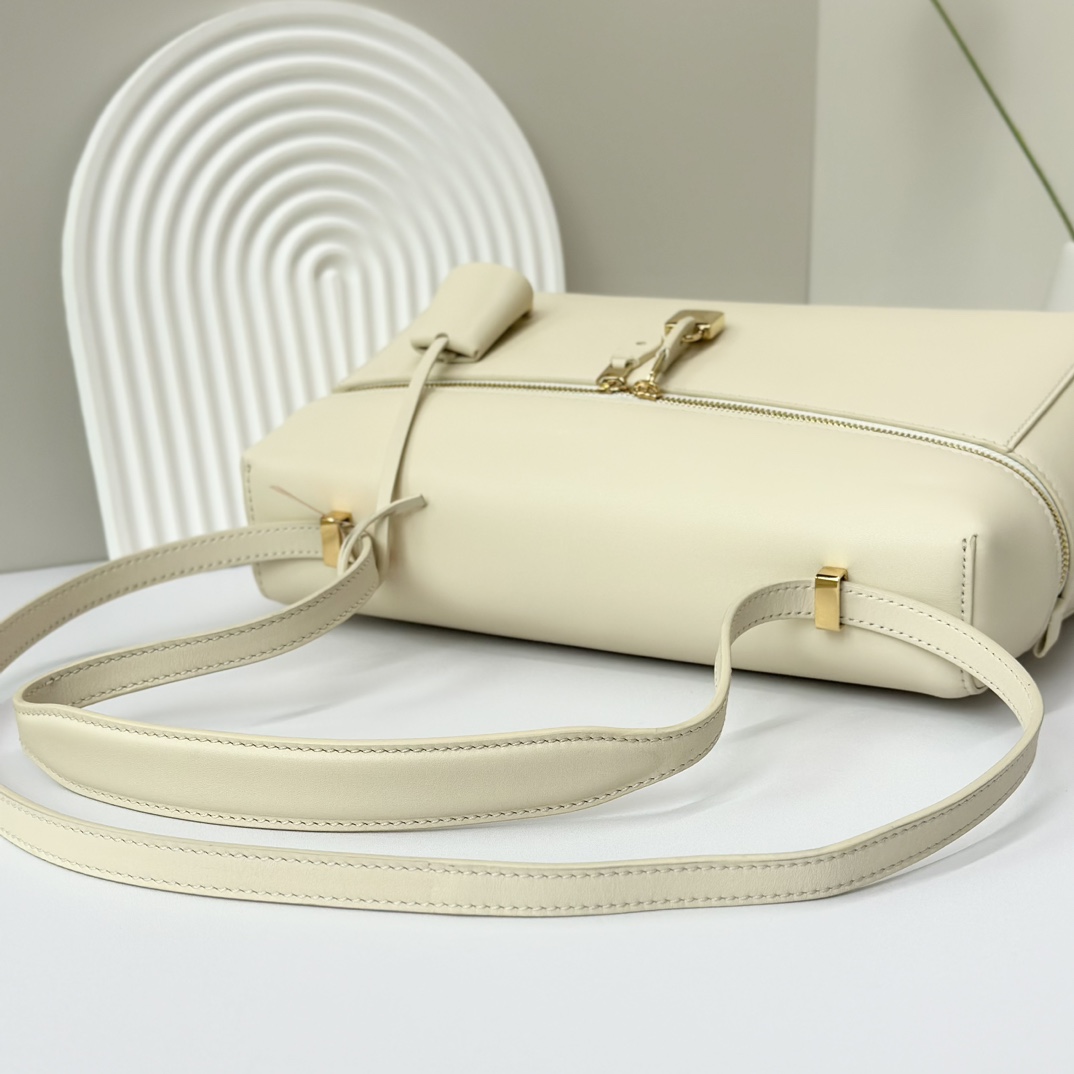 Loro Piana Extra Bag L27 Crossbody Bag FAO4759