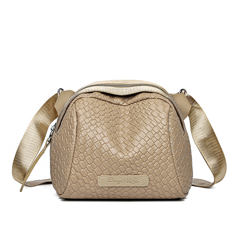🔥Last Day 50% OFF🔥🌟Hand Weaving Large Capacity Cowhide Shell Bag👜