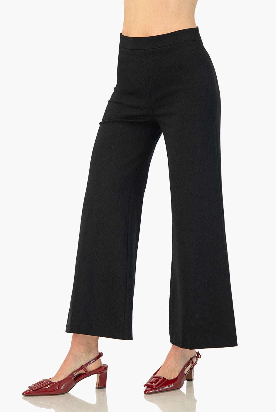 Pantalon liso pierna amplia