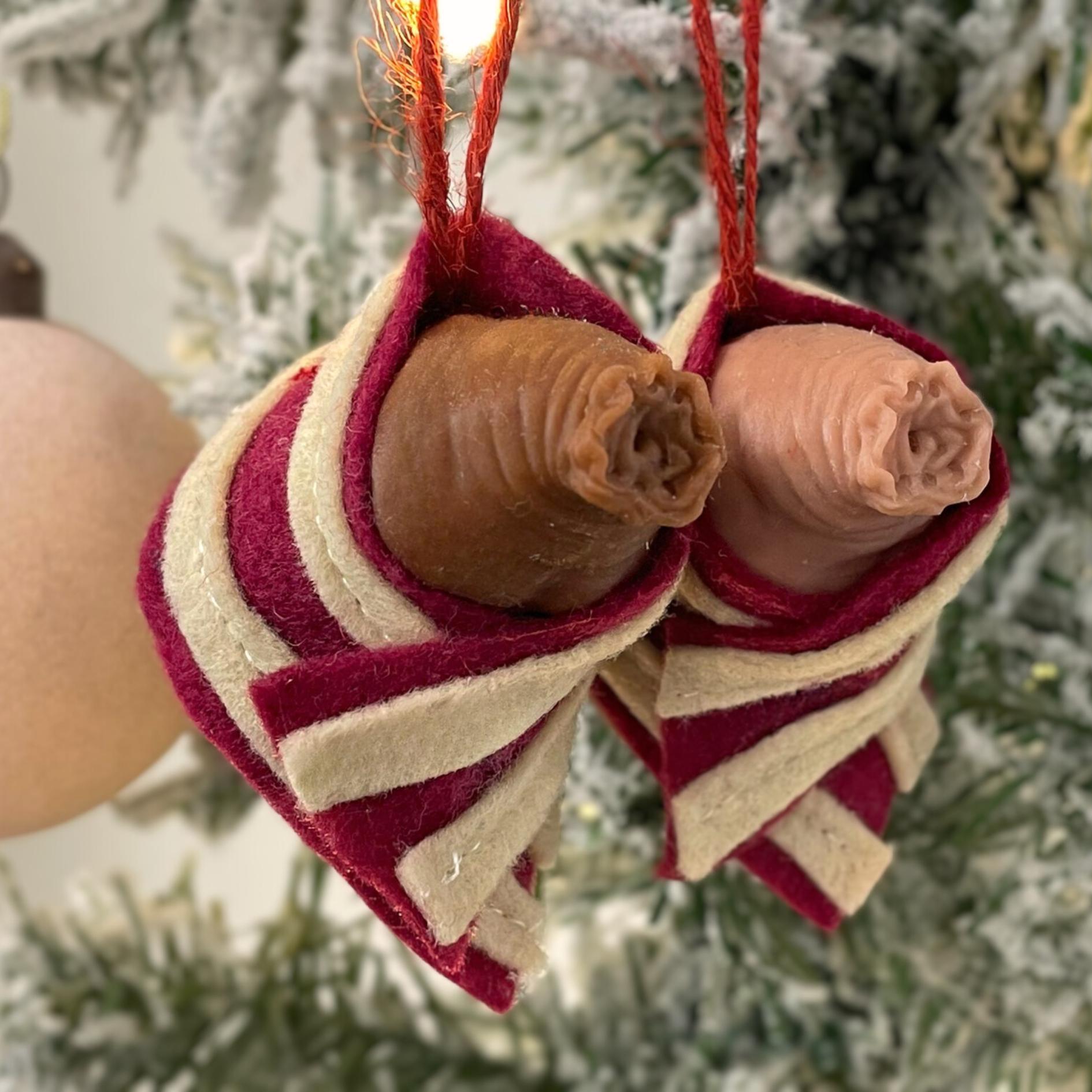 Piggy in a Blanket - Hanging Christmas Decoration