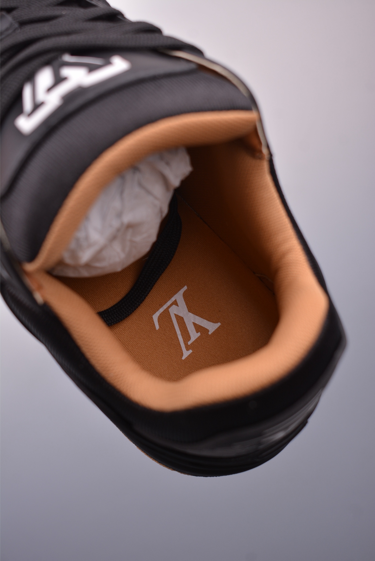 Louis Vuitton Trainer Sneaker Low 