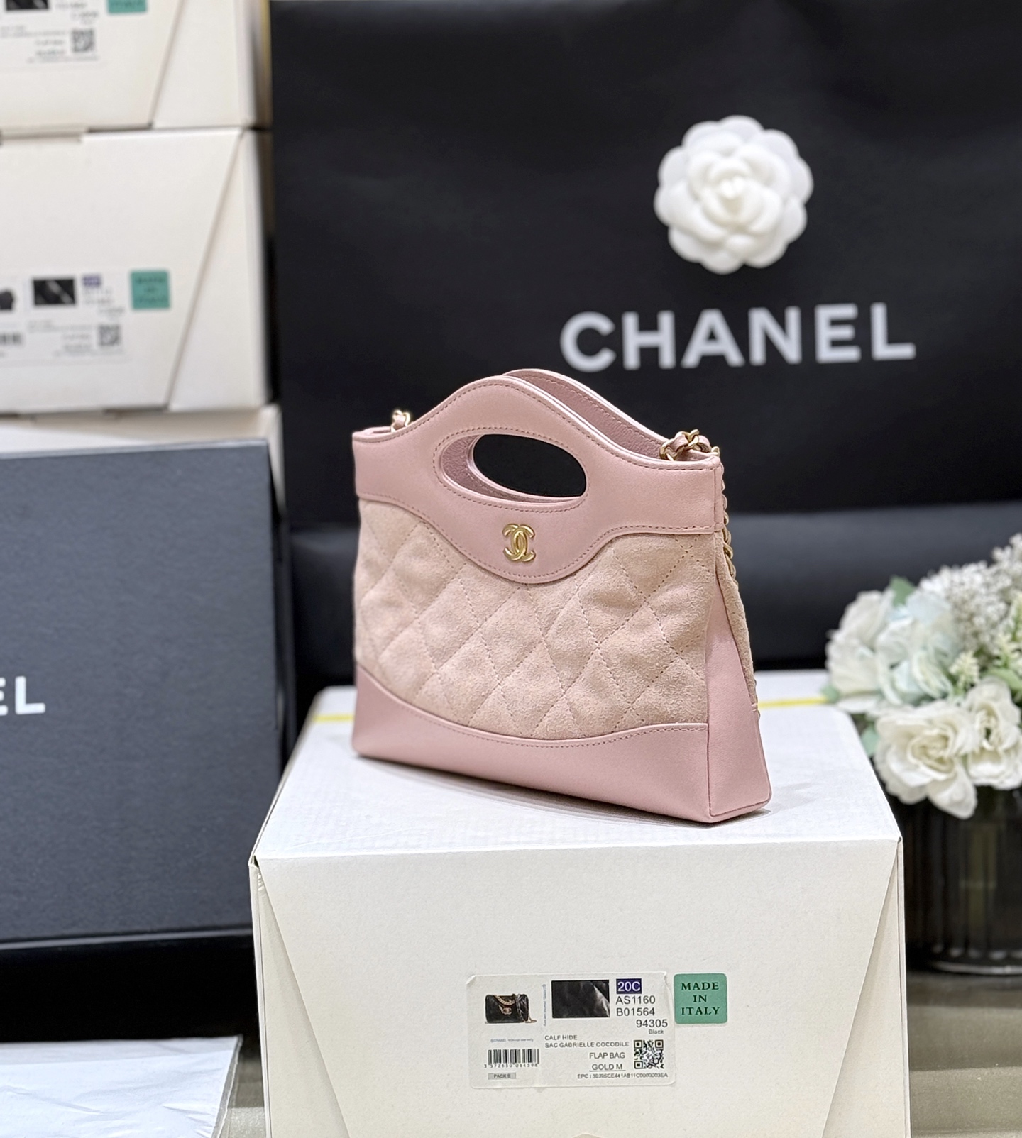 Chanel 25P Spring/Summer Preview Series 31nano Suede Handbag AP3656 00118