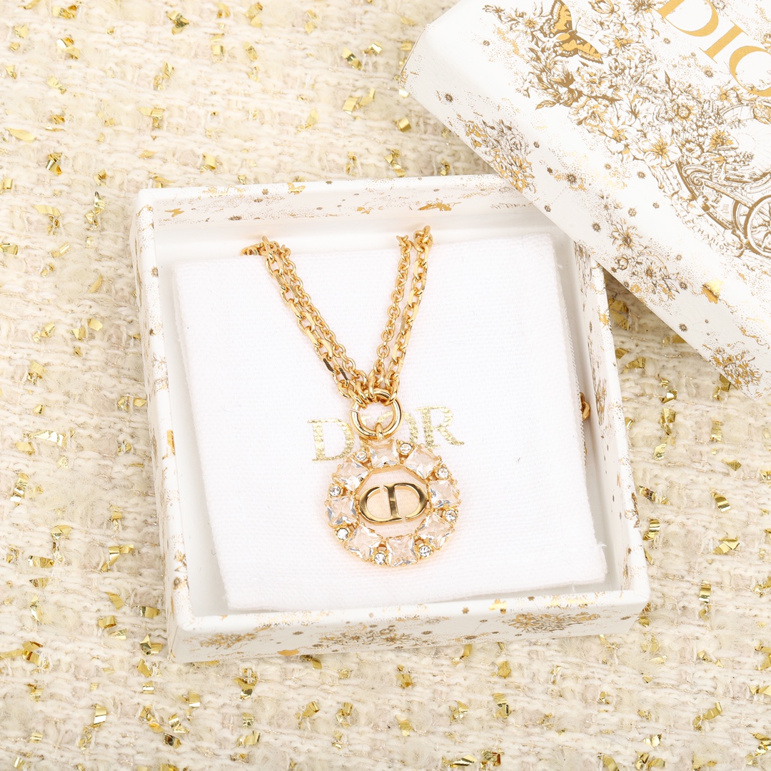Dior round diamond necklace