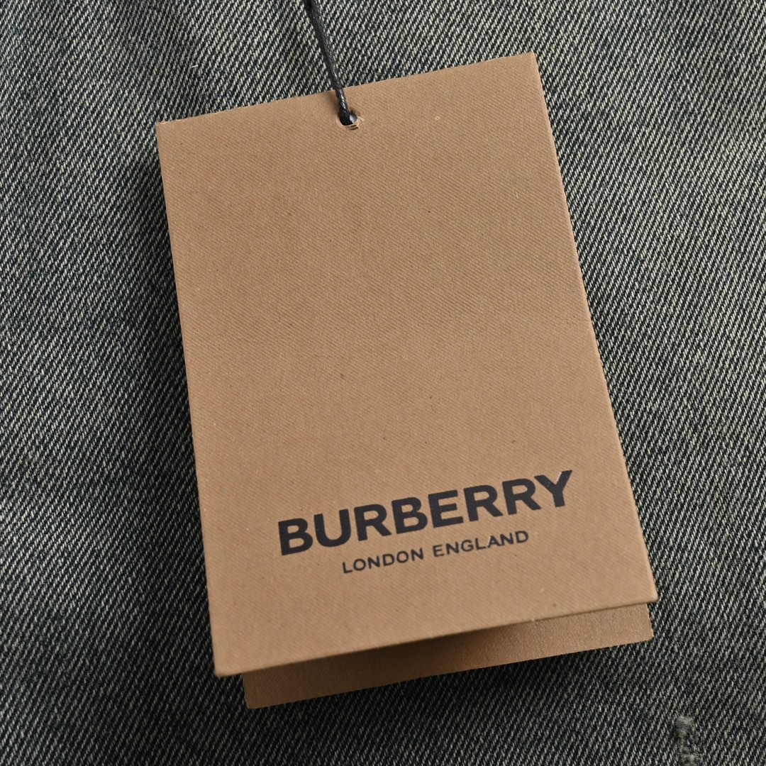 Burberry 23Fw wheat embroidered jeans