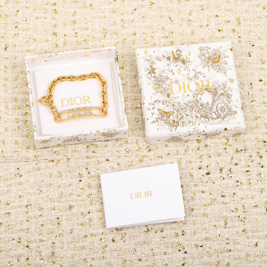 Dior hollow letter thick bracelet