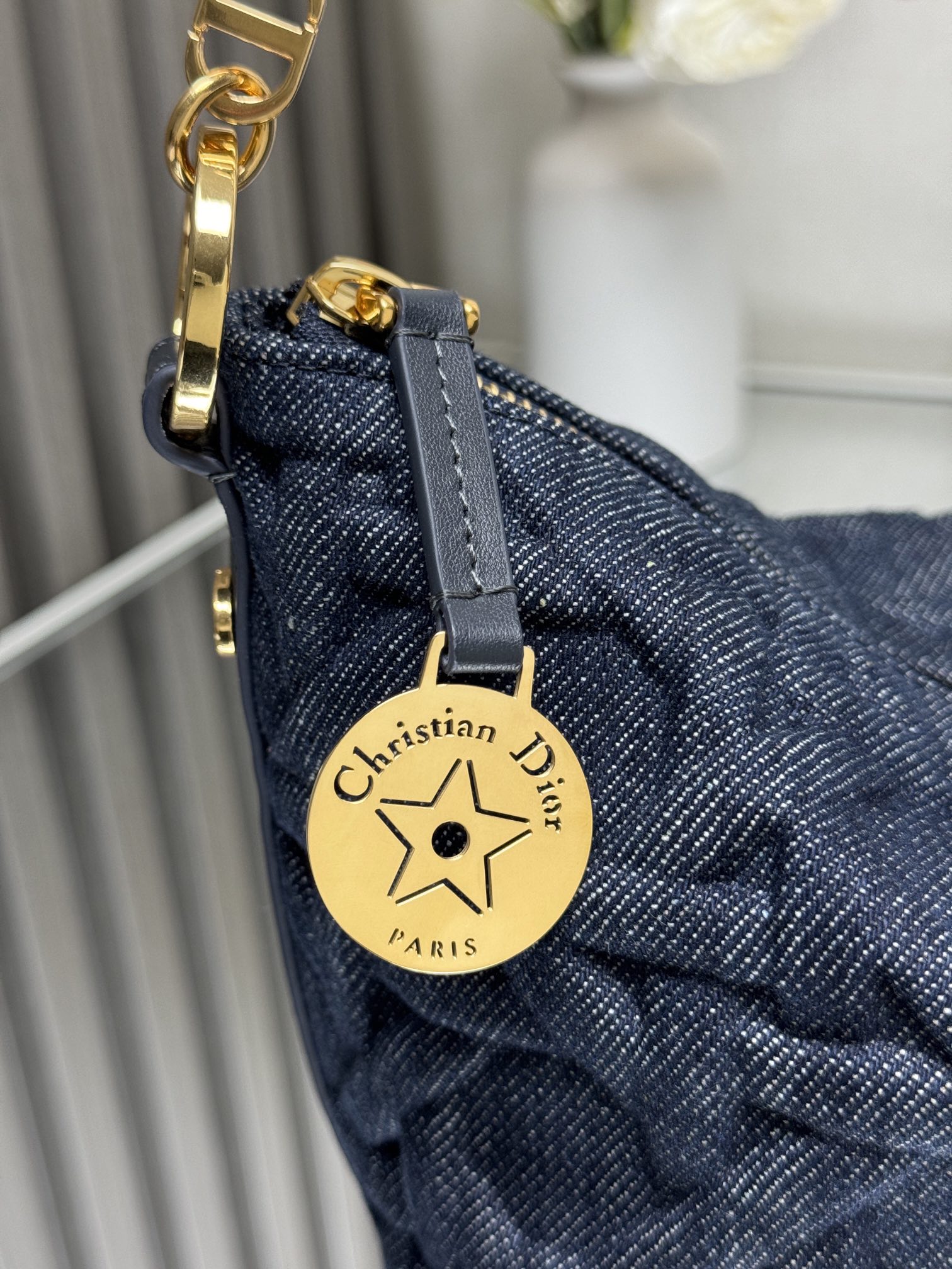 Dior star Hobo chain bag 3202