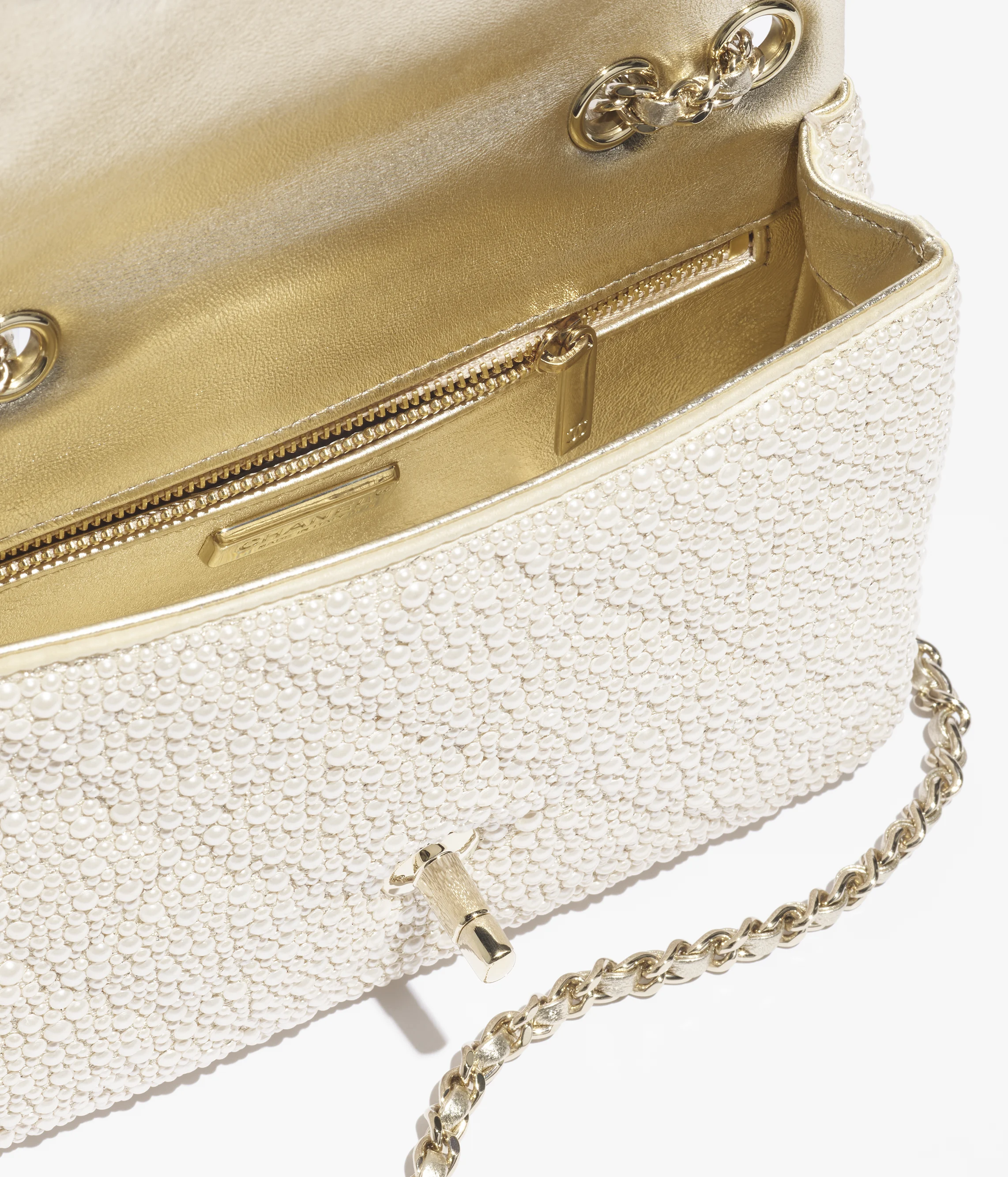 CHANEL Evening Bag Imitation Pearls & Gold-Tone Metal White AS4297-B19439-NAFIV