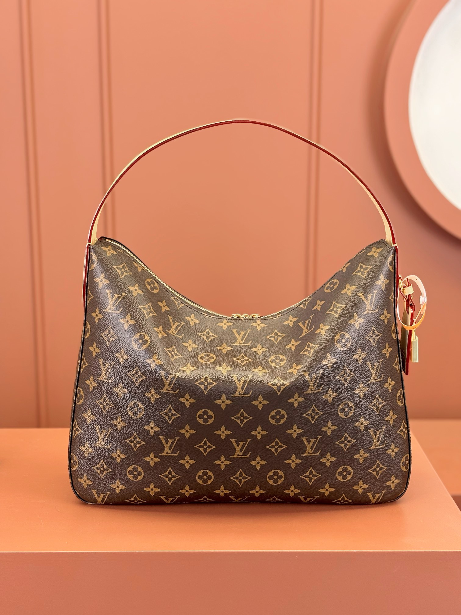 Louis Vuitton SLOUCHY Medium Handbag M12098