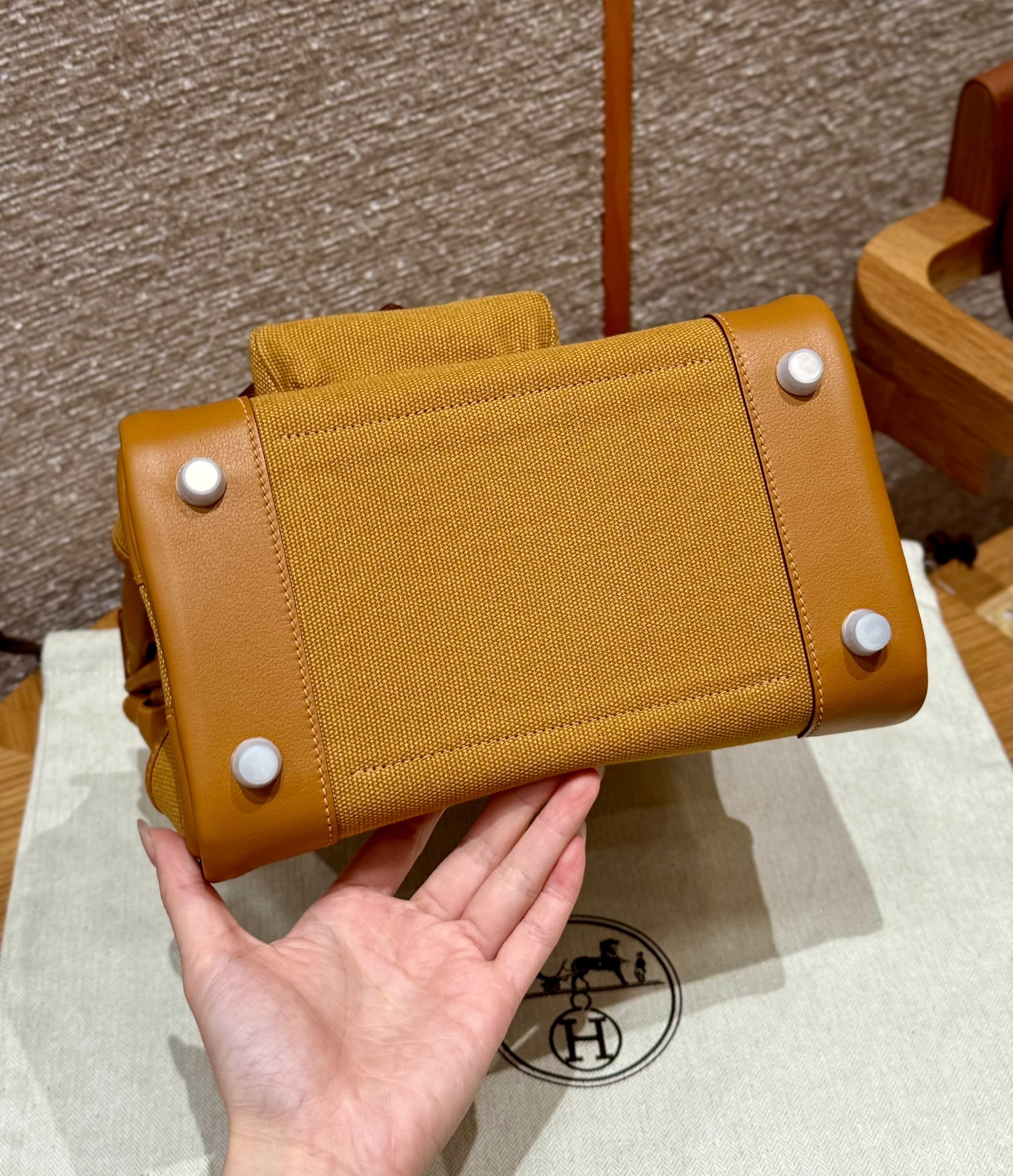 Hermes Birkin cargo 2SSesame handbag (handmade to order)