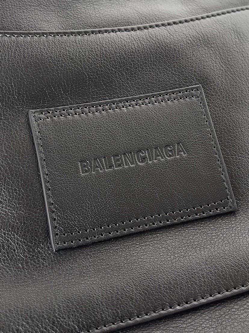 Balenciaga 2025 Early Spring Series MoDu Handbag