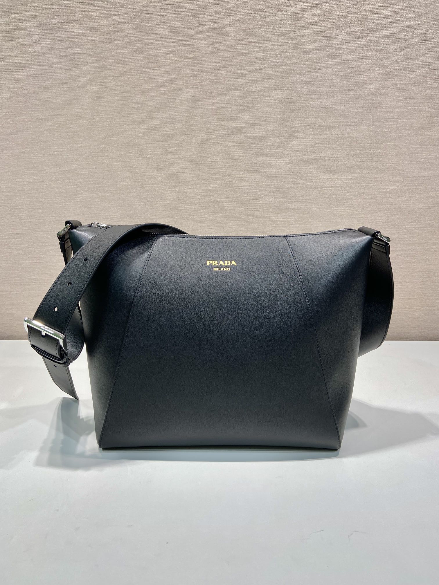 Prada New Messenger Bag 2VH177