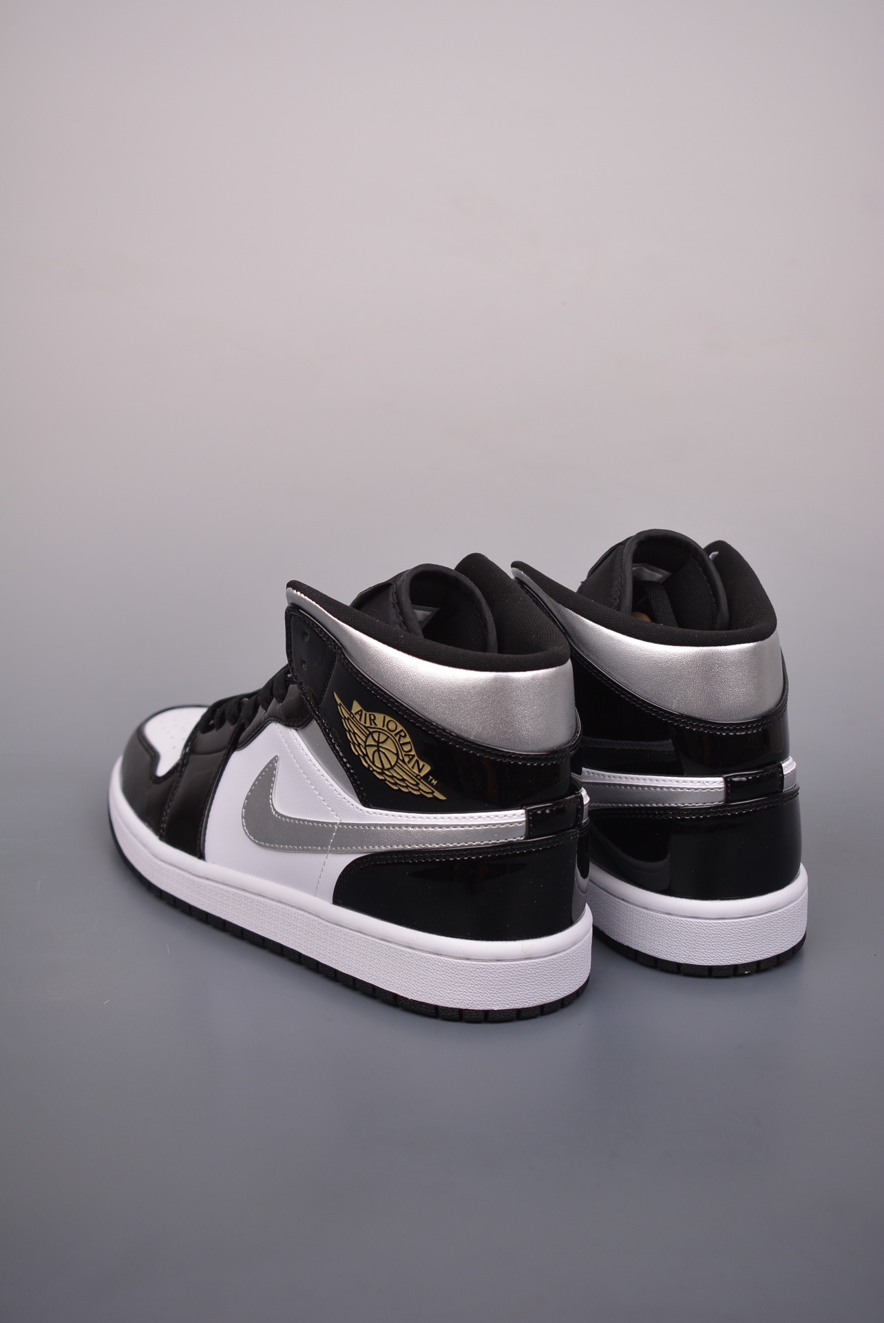Air Jordan 1 Mid Black Silver HV0789-010
